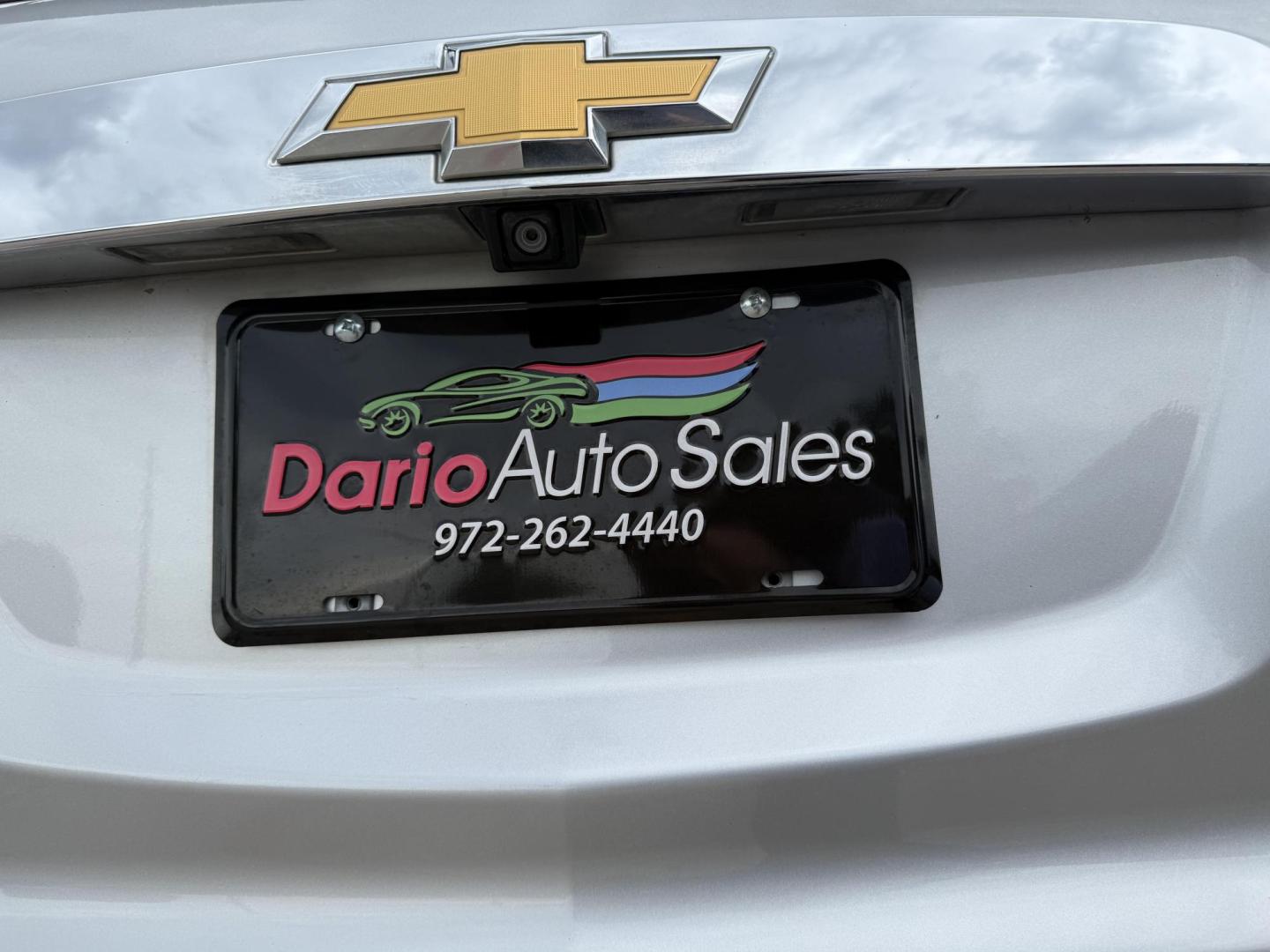 2017 Silver Ice Metallic /Dark Titanium / Light Titanium, leather Dark Titan Chevrolet Traverse 54947 (1GNKRHKDXHJ) with an 3.6L V6 DOHC 24V engine, 6-Speed Automatic transmission, located at 2401 E Main St., Grand Prairie, TX, 75050, (972) 262-4440, 32.748981, -96.969643 - Photo#20