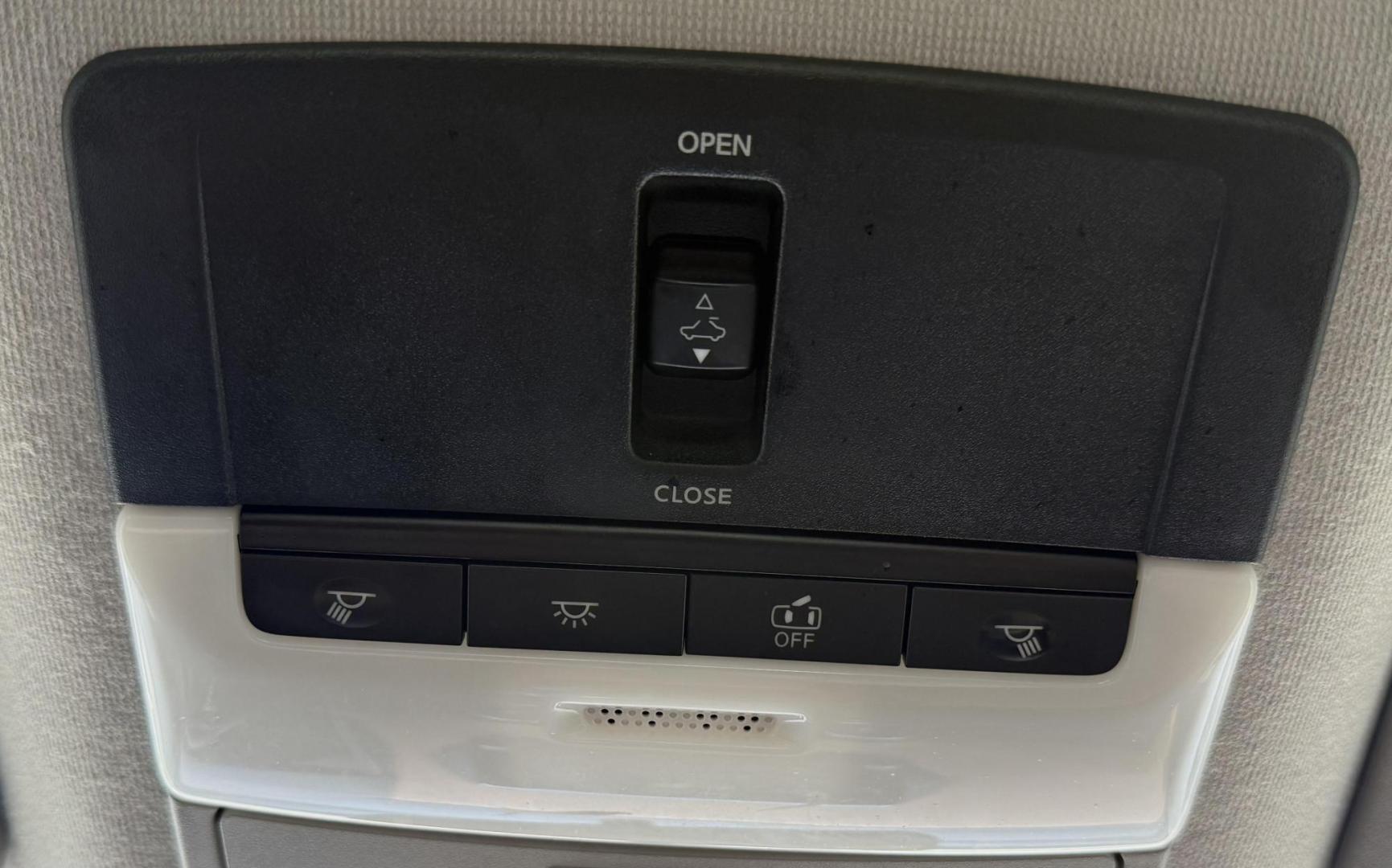 2022 Aspen White Tricoat /Tan Charcoal Nissan Sentra 77833 (3N1AB8CV5NY) with an 1.8L L4 SFI DOHC 16V engine, Continuously Variable Transmission transmission, located at 2401 E Main St., Grand Prairie, TX, 75050, (972) 262-4440, 32.748981, -96.969643 - Photo#12