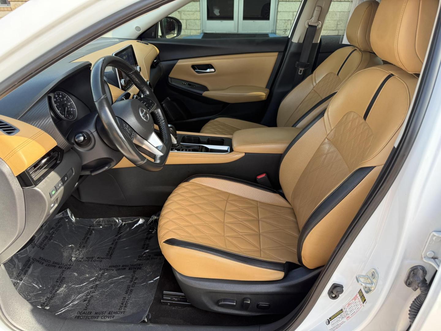 2022 Aspen White Tricoat /Tan Charcoal Nissan Sentra 77833 (3N1AB8CV5NY) with an 1.8L L4 SFI DOHC 16V engine, Continuously Variable Transmission transmission, located at 2401 E Main St., Grand Prairie, TX, 75050, (972) 262-4440, 32.748981, -96.969643 - Photo#27