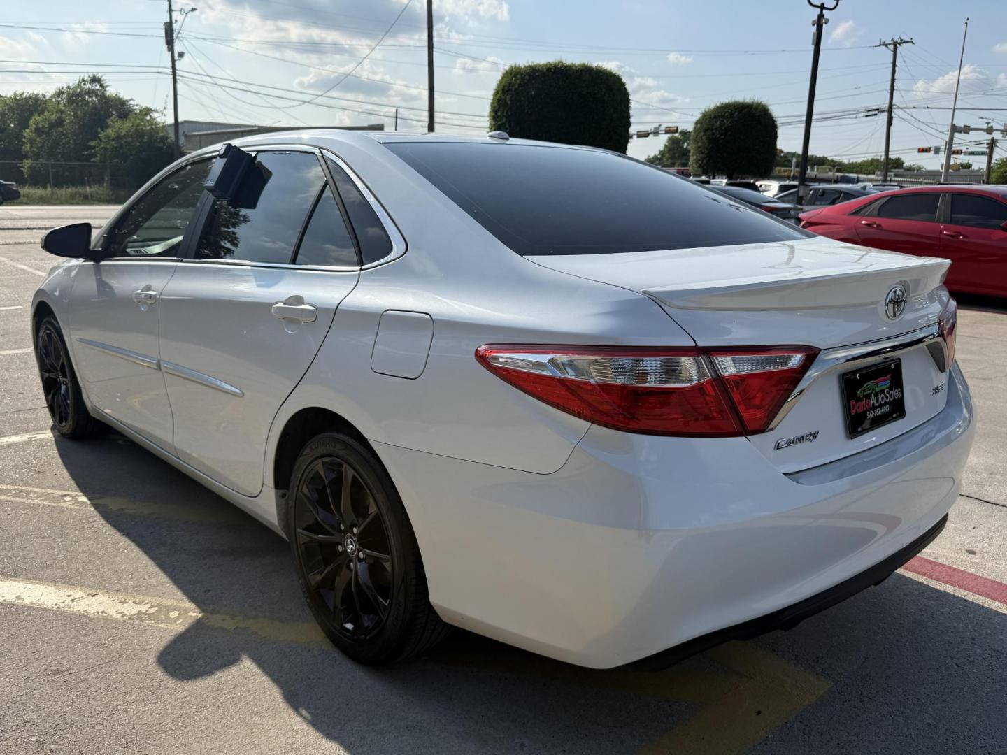 2017 Super White /Black and Ash, leather/suede Black, leather/suede Toyota Camry 55375 (4T1BF1FK8HU) with an 2.5L L4 DOHC 16V engine, 6-Speed Automatic transmission, located at 2401 E Main St., Grand Prairie, TX, 75050, (972) 262-4440, 32.748981, -96.969643 - Photo#10