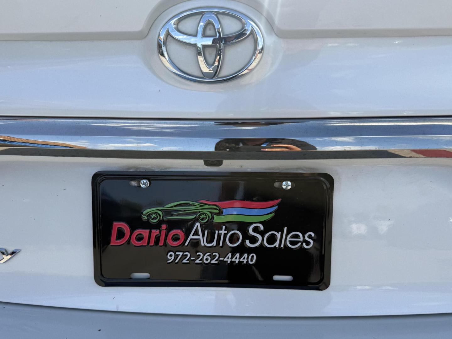 2017 Super White /Black and Ash, leather/suede Black, leather/suede Toyota Camry 55375 (4T1BF1FK8HU) with an 2.5L L4 DOHC 16V engine, 6-Speed Automatic transmission, located at 2401 E Main St., Grand Prairie, TX, 75050, (972) 262-4440, 32.748981, -96.969643 - Photo#24