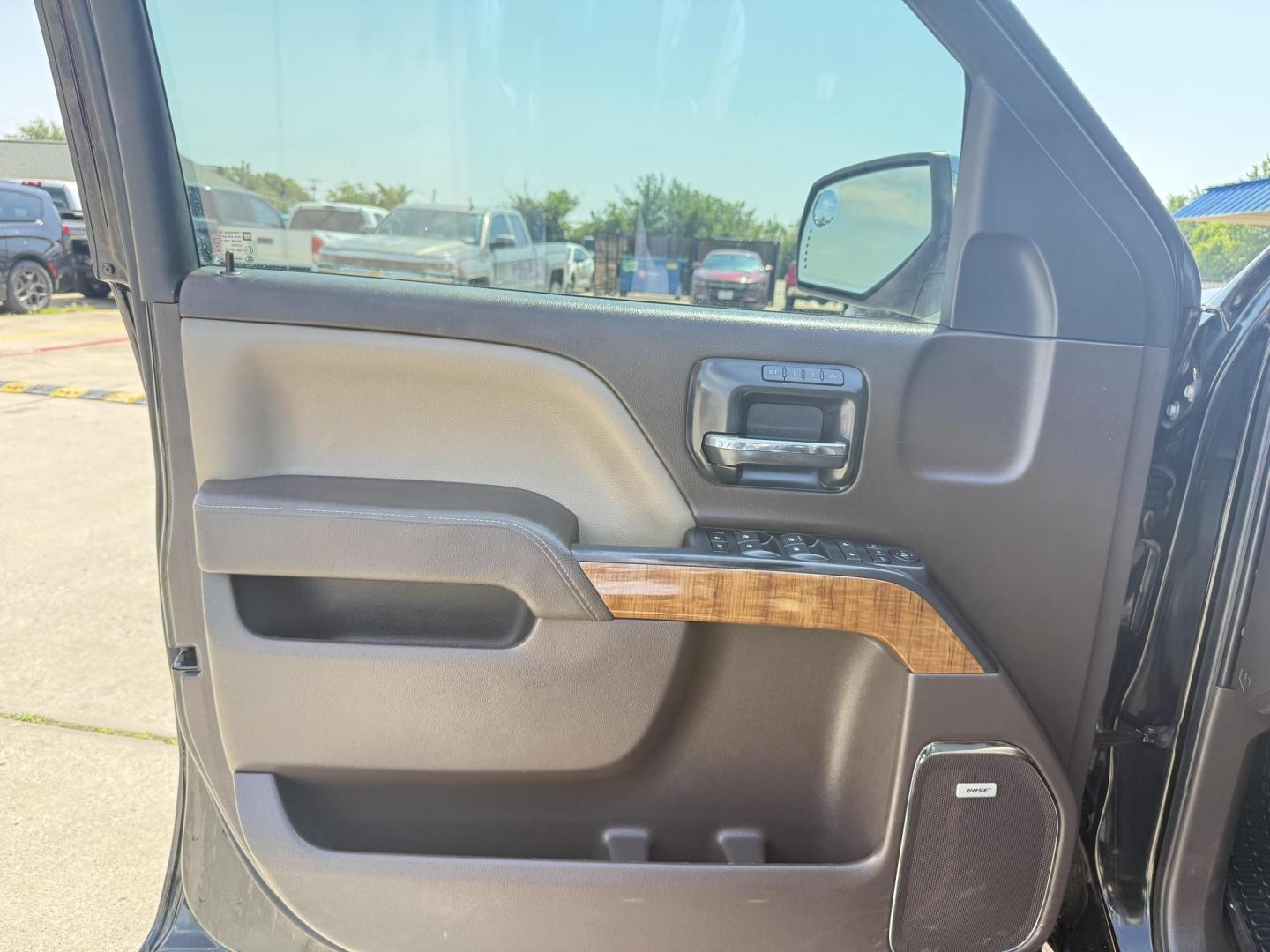 2014 Onyx Black /Cocoa/Dune Cocoa/Dune Jet Black Jet Black Jet Blac GMC Sierra 1500 47294 (3GTP1VEC1EG) with an 5.3L V8 OHV 16V engine, 6-Speed Automatic transmission, located at 2401 E Main St., Grand Prairie, TX, 75050, (972) 262-4440, 32.748981, -96.969643 - Photo#5