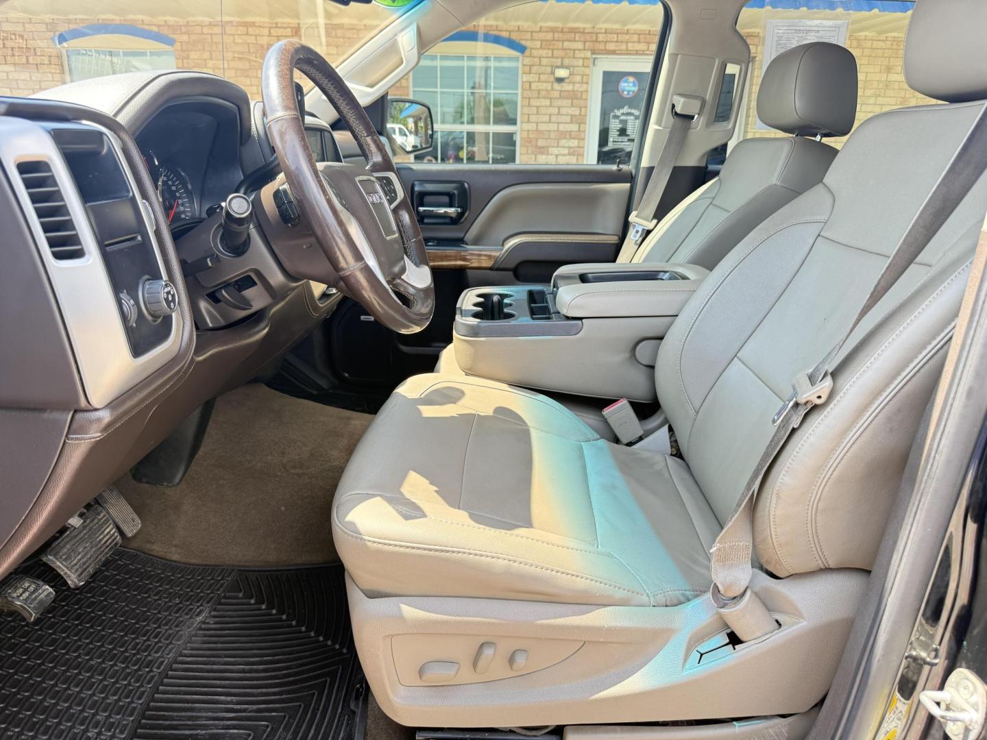 2014 Onyx Black /Cocoa/Dune Cocoa/Dune Jet Black Jet Black Jet Blac GMC Sierra 1500 47294 (3GTP1VEC1EG) with an 5.3L V8 OHV 16V engine, 6-Speed Automatic transmission, located at 2401 E Main St., Grand Prairie, TX, 75050, (972) 262-4440, 32.748981, -96.969643 - Photo#17