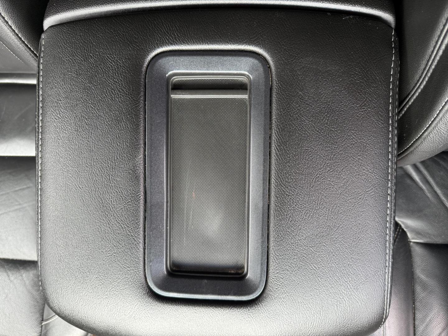 2020 Siren Red Tintcoat /Cocoa/Dune, leather Jet Black, leather Jet Black/D Chevrolet Suburban 70487 (1GNSCHKC8LR) with an 5.3L V8 OHV 16V engine, 6-Speed Automatic transmission, located at 2401 E Main St., Grand Prairie, TX, 75050, (972) 262-4440, 32.748981, -96.969643 - Photo#4