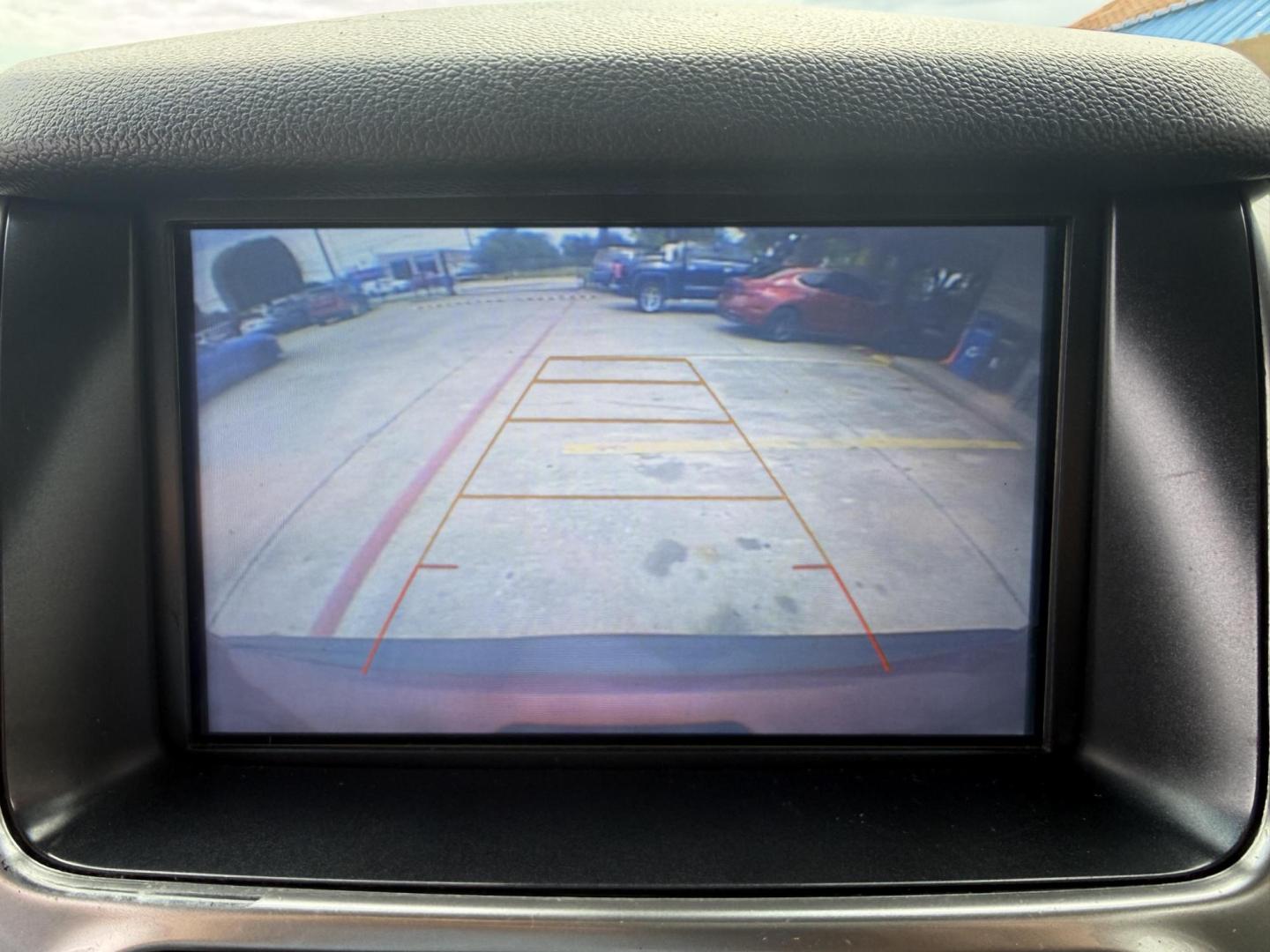 2020 Siren Red Tintcoat /Cocoa/Dune, leather Jet Black, leather Jet Black/D Chevrolet Suburban 70487 (1GNSCHKC8LR) with an 5.3L V8 OHV 16V engine, 6-Speed Automatic transmission, located at 2401 E Main St., Grand Prairie, TX, 75050, (972) 262-4440, 32.748981, -96.969643 - Photo#21