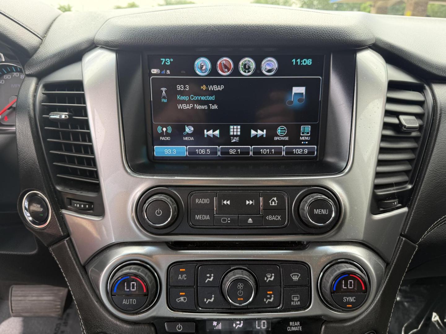 2020 Siren Red Tintcoat /Cocoa/Dune, leather Jet Black, leather Jet Black/D Chevrolet Suburban 70487 (1GNSCHKC8LR) with an 5.3L V8 OHV 16V engine, 6-Speed Automatic transmission, located at 2401 E Main St., Grand Prairie, TX, 75050, (972) 262-4440, 32.748981, -96.969643 - Photo#32