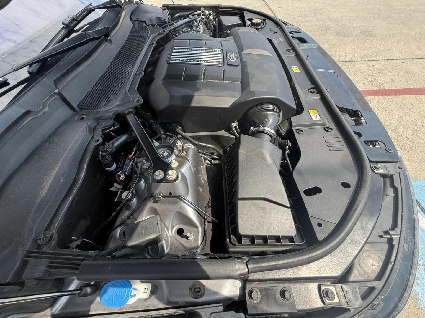 2019 Bosphorus Grey SVO Ultra Metallic Gloss /Ebony w/Cirrus Headliner, premium leather Ebony, p Land Rover Range Rover Sport 66602 (SALWR2RV3KA) with an 3.0L V6 24V DOHC SUPERCHARGED engine, 8-Speed Automatic transmission, located at 2401 E Main St., Grand Prairie, TX, 75050, (972) 262-4440, 32.748981, -96.969643 - Photo#28