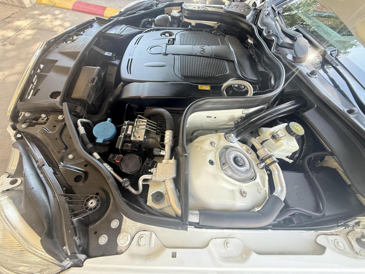 2012 Arctic White /Almond/Black Leather Interior Almond/Black Vinyl I Mercedes-Benz E-Class 43858 (WDDHF5KB1CA) with an 3.5L V6 DOHC 24V engine, 7-Speed Automatic transmission, located at 2401 E Main St., Grand Prairie, TX, 75050, (972) 262-4440, 32.748981, -96.969643 - Photo#1
