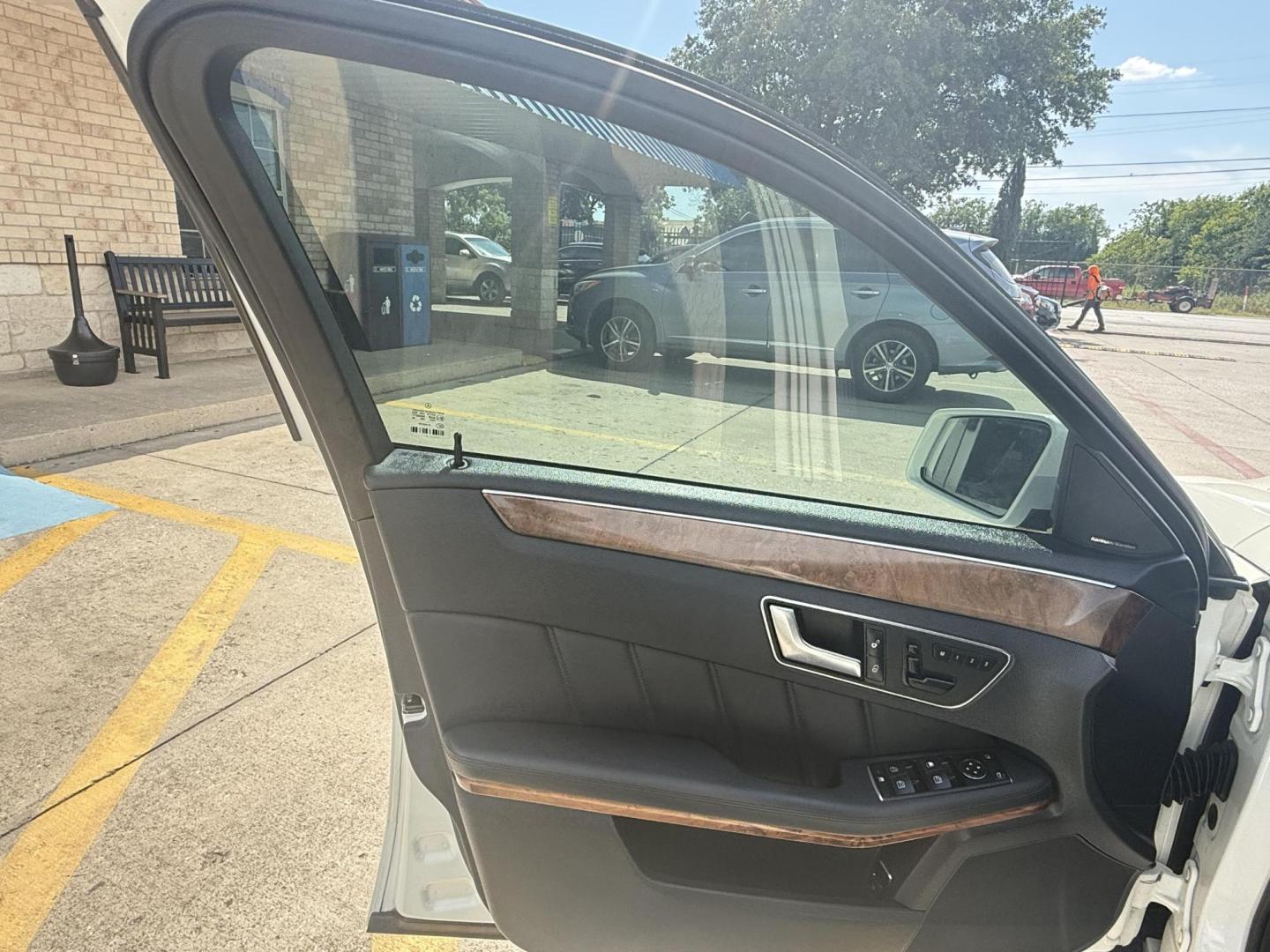 2012 Arctic White /Almond/Black Leather Interior Almond/Black Vinyl I Mercedes-Benz E-Class 43858 (WDDHF5KB1CA) with an 3.5L V6 DOHC 24V engine, 7-Speed Automatic transmission, located at 2401 E Main St., Grand Prairie, TX, 75050, (972) 262-4440, 32.748981, -96.969643 - Photo#2
