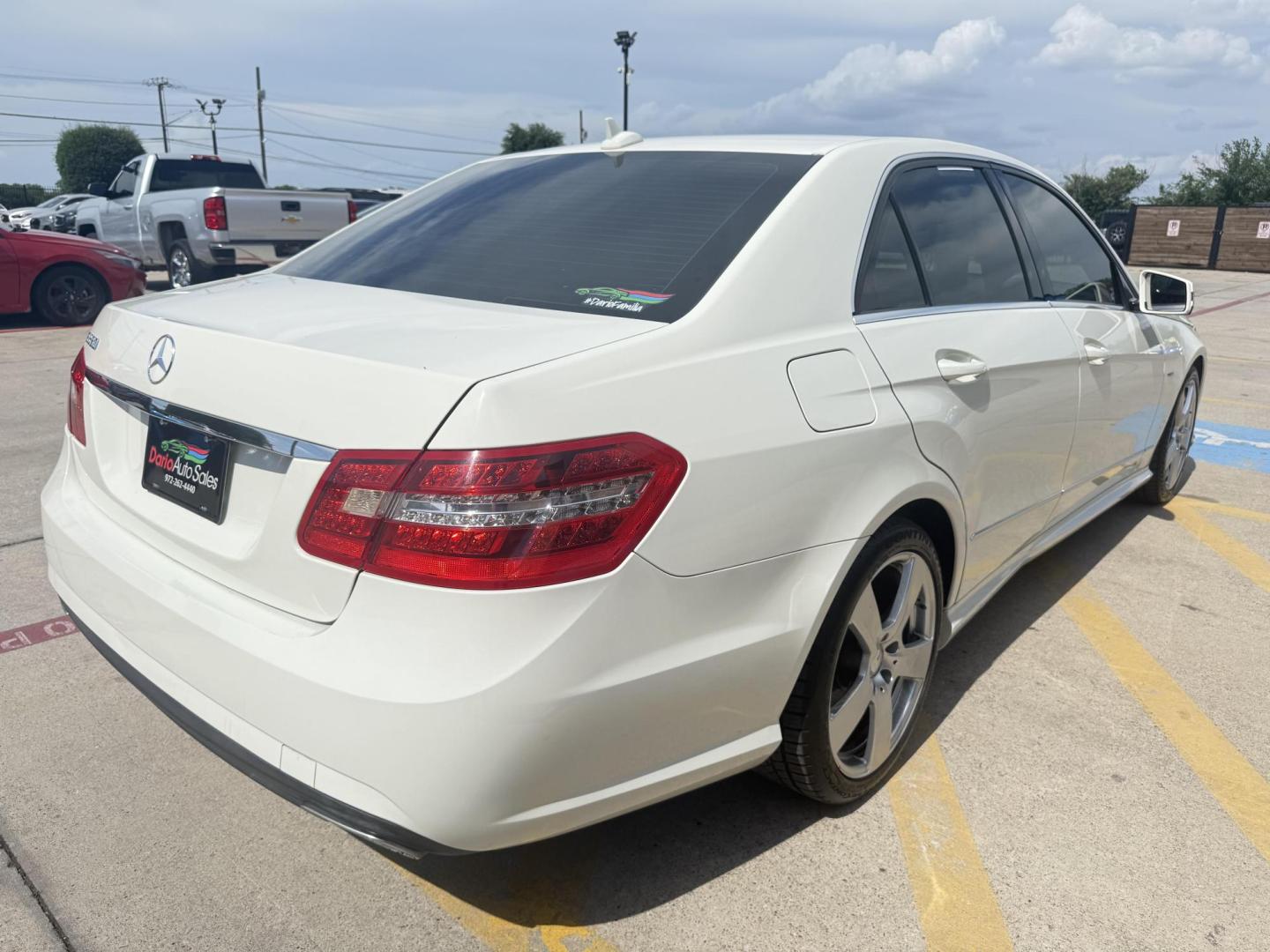 2012 Arctic White /Almond/Black Leather Interior Almond/Black Vinyl I Mercedes-Benz E-Class 43858 (WDDHF5KB1CA) with an 3.5L V6 DOHC 24V engine, 7-Speed Automatic transmission, located at 2401 E Main St., Grand Prairie, TX, 75050, (972) 262-4440, 32.748981, -96.969643 - Photo#9