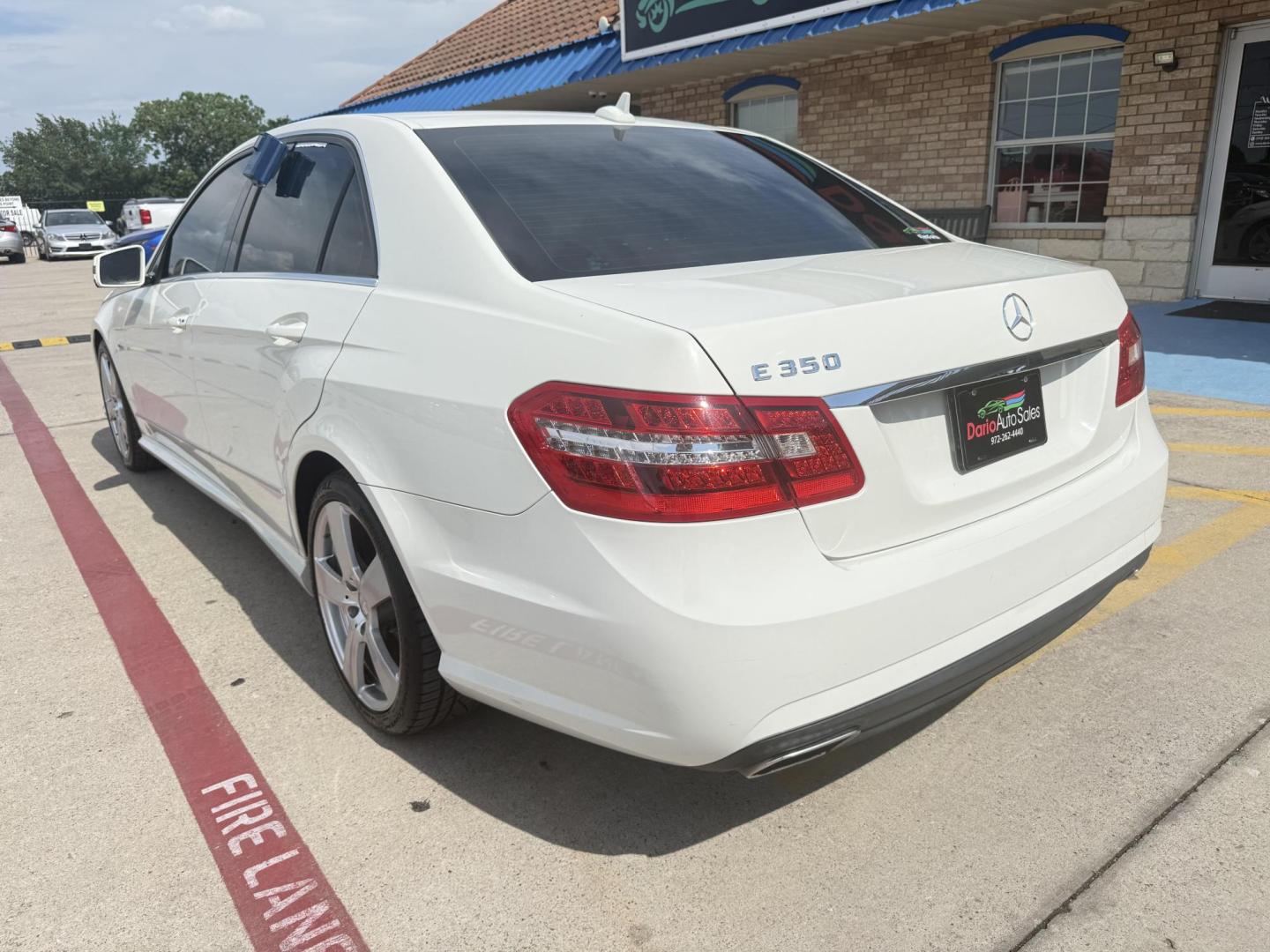 2012 Arctic White /Almond/Black Leather Interior Almond/Black Vinyl I Mercedes-Benz E-Class 43858 (WDDHF5KB1CA) with an 3.5L V6 DOHC 24V engine, 7-Speed Automatic transmission, located at 2401 E Main St., Grand Prairie, TX, 75050, (972) 262-4440, 32.748981, -96.969643 - Photo#11