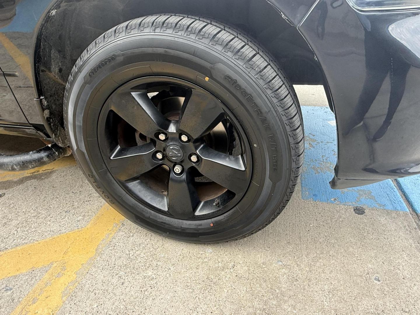2016 Black Clear Coat /Black/Diesel Gray, cloth Black/Diesel Gray, vinyl RAM 1500 53842 (1C6RR6FG2GS) with an 3.6L V6 DOHC 24V FFV engine, 8-Speed Automatic transmission, located at 2401 E Main St., Grand Prairie, TX, 75050, (972) 262-4440, 32.748981, -96.969643 - Photo#10