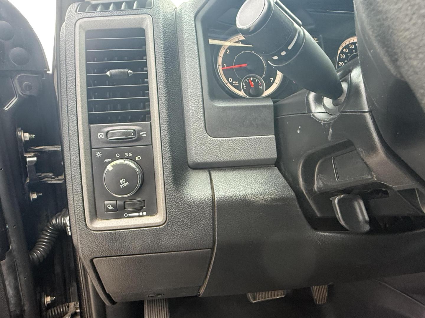 2016 Black Clear Coat /Black/Diesel Gray, cloth Black/Diesel Gray, vinyl RAM 1500 53842 (1C6RR6FG2GS) with an 3.6L V6 DOHC 24V FFV engine, 8-Speed Automatic transmission, located at 2401 E Main St., Grand Prairie, TX, 75050, (972) 262-4440, 32.748981, -96.969643 - Photo#18