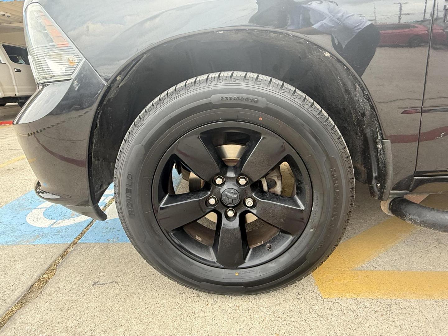 2016 Black Clear Coat /Black/Diesel Gray, cloth Black/Diesel Gray, vinyl RAM 1500 53842 (1C6RR6FG2GS) with an 3.6L V6 DOHC 24V FFV engine, 8-Speed Automatic transmission, located at 2401 E Main St., Grand Prairie, TX, 75050, (972) 262-4440, 32.748981, -96.969643 - Photo#23