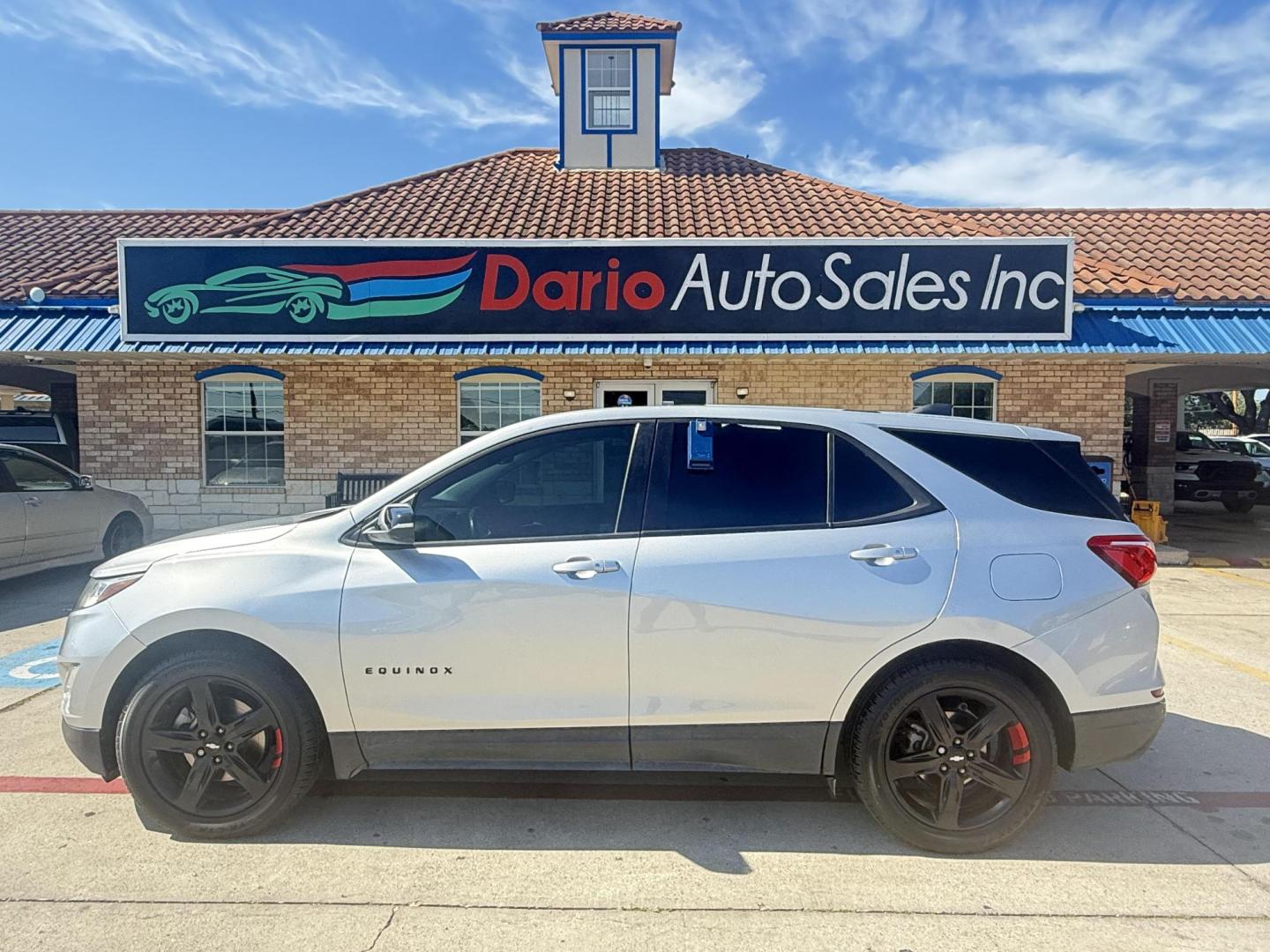 2019 Silver Ice Metallic /Jet Black, premium cloth Jet Black/Cinnamon, cloth Chevrolet Equinox 63877 (2GNAXLEX4K6) with an 2.0L L4 DOHC 16V engine, 9-Speed Automatic transmission, located at 2401 E Main St., Grand Prairie, TX, 75050, (972) 262-4440, 32.748981, -96.969643 - Photo#13