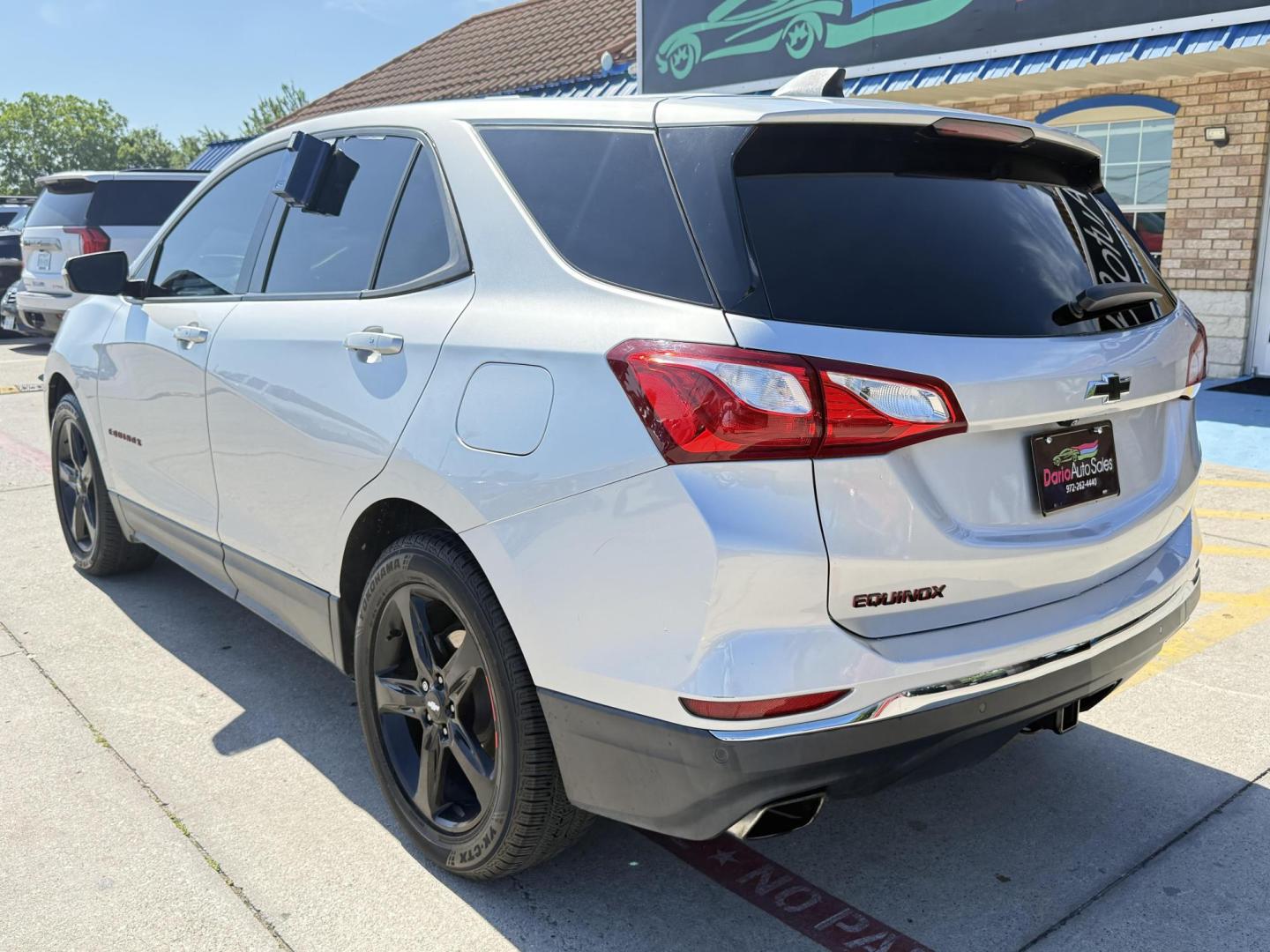 2019 Silver Ice Metallic /Jet Black, premium cloth Jet Black/Cinnamon, cloth Chevrolet Equinox 63877 (2GNAXLEX4K6) with an 2.0L L4 DOHC 16V engine, 9-Speed Automatic transmission, located at 2401 E Main St., Grand Prairie, TX, 75050, (972) 262-4440, 32.748981, -96.969643 - Photo#15