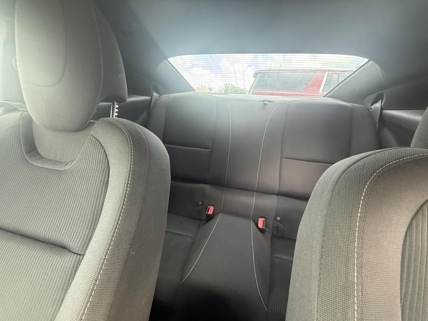 2015 Silver Ice Metallic /Beige Black Gray Chevrolet Camaro 49804 (2G1FD1E36F9) with an 3.6L V6 DOHC 24V FFV engine, 6-Speed Automatic transmission, located at 2401 E Main St., Grand Prairie, TX, 75050, (972) 262-4440, 32.748981, -96.969643 - Photo#14