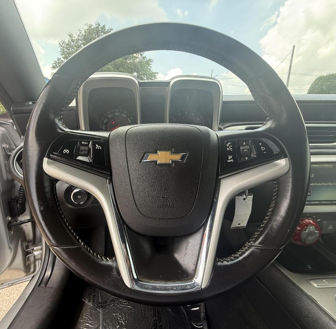 2015 Silver Ice Metallic /Beige Black Gray Chevrolet Camaro 49804 (2G1FD1E36F9) with an 3.6L V6 DOHC 24V FFV engine, 6-Speed Automatic transmission, located at 2401 E Main St., Grand Prairie, TX, 75050, (972) 262-4440, 32.748981, -96.969643 - Photo#27