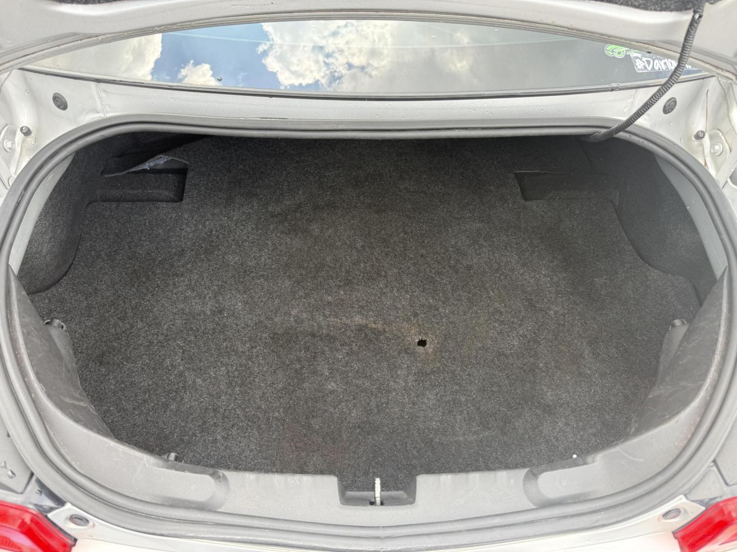 2015 Silver Ice Metallic /Beige Black Gray Chevrolet Camaro 49804 (2G1FD1E36F9) with an 3.6L V6 DOHC 24V FFV engine, 6-Speed Automatic transmission, located at 2401 E Main St., Grand Prairie, TX, 75050, (972) 262-4440, 32.748981, -96.969643 - Photo#30