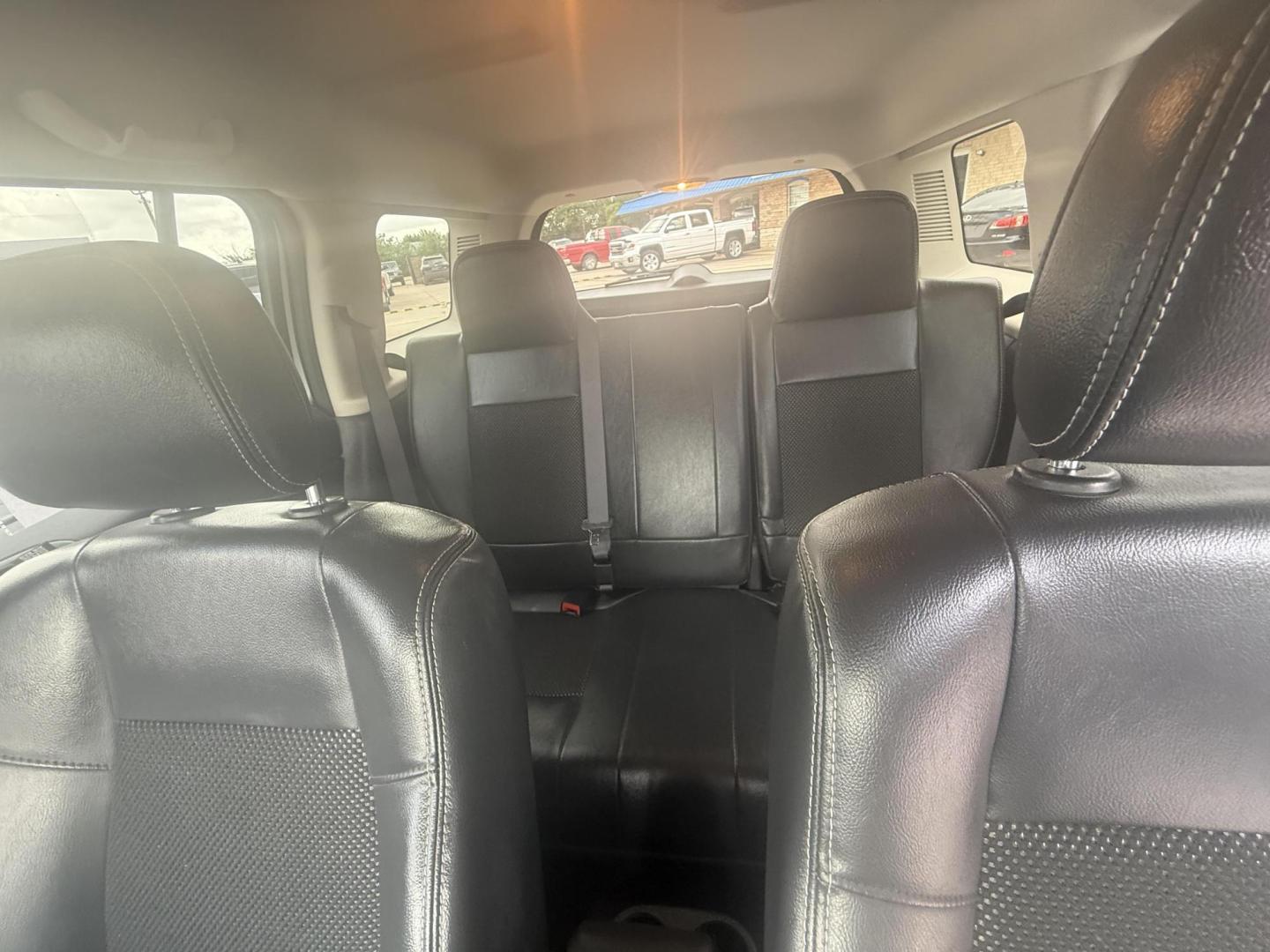 2017 White Knuckle Clear Coat /Dark Slate Gray, premium cloth Dark Slate Gray/Lig Jeep Patriot 55315 (1C4NJPBA1HD) with an 2.0L L4 DOHC 16V engine, Continuously Variable Transmission5-Speed Manual transmission, located at 2401 E Main St., Grand Prairie, TX, 75050, (972) 262-4440, 32.748981, -96.969643 - Photo#6