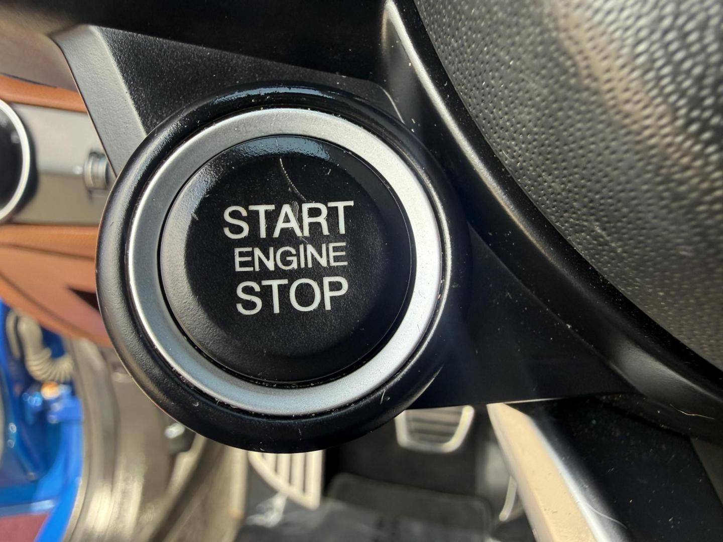 2020 Misano Blue Metallic /Black, leather Black/Ice, leather Black/Red, leath Alfa Romeo Giulia 73093 (ZARFANBN1L7) with an 2.0L L4 DOHC 16V engine, 8-Speed Automatic transmission, located at 2401 E Main St., Grand Prairie, TX, 75050, (972) 262-4440, 32.748981, -96.969643 - Photo#10