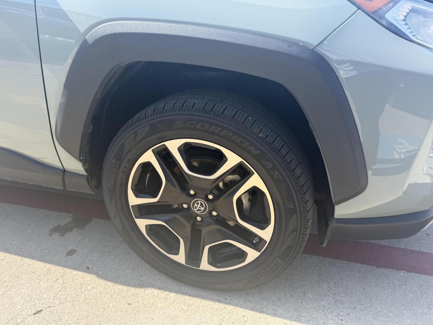 2019 Lunar Rock /Black, leatherette Mocha, leatherette Toyota RAV4 67278 (2T3J1RFV9KC) with an 2.5L L4 DOHC 16V engine, 8-Speed Automatic transmission, located at 2401 E Main St., Grand Prairie, TX, 75050, (972) 262-4440, 32.748981, -96.969643 - Photo#24