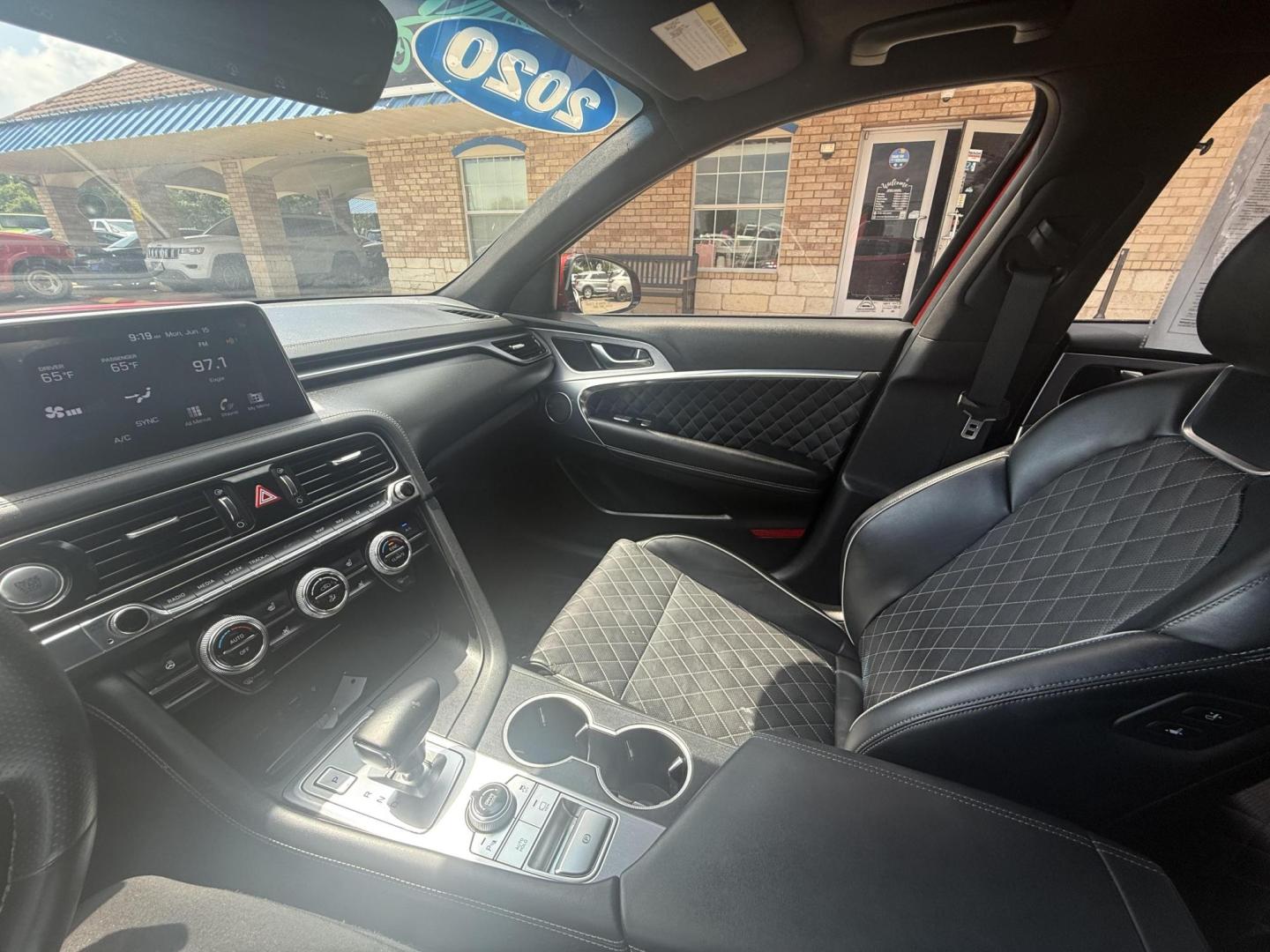2020 No Data /No Data Genesis G70 (KMTG34LE5LU) with an 3.3L V6 DOHC 24V TURBO engine, 8-Speed Automatic transmission, located at 2401 E Main St., Grand Prairie, TX, 75050, (972) 262-4440, 32.748981, -96.969643 - Photo#21