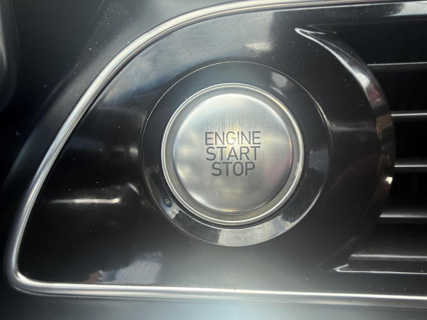 2020 No Data /No Data Genesis G70 (KMTG34LE5LU) with an 3.3L V6 DOHC 24V TURBO engine, 8-Speed Automatic transmission, located at 2401 E Main St., Grand Prairie, TX, 75050, (972) 262-4440, 32.748981, -96.969643 - Photo#22