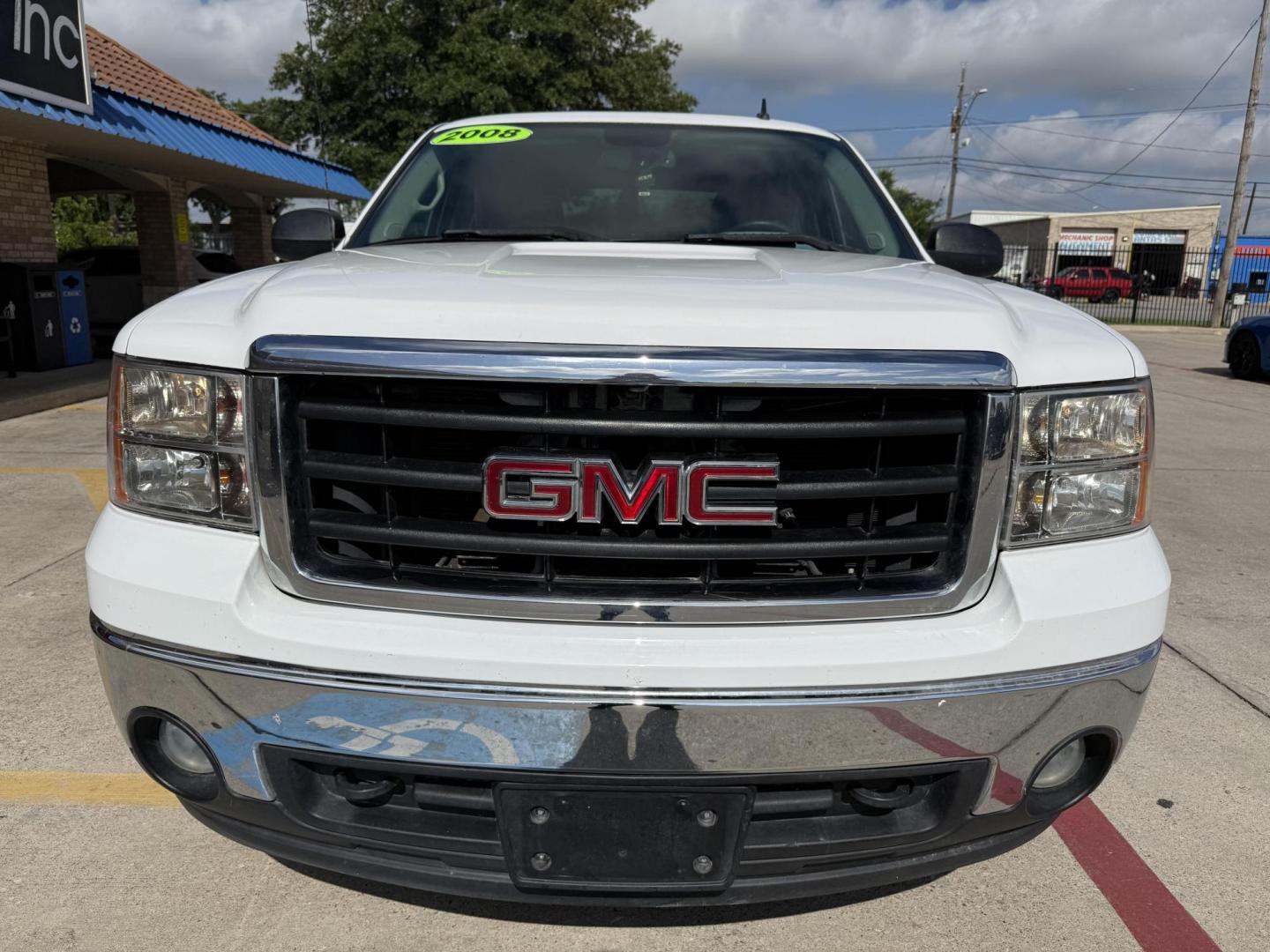 2008 Summit White /Dark Titanium/Light Titanium Cloth Interior Dark T GMC Sierra 1500 35803 (3GTEC13JX8G) with an 5.3L V8 OHV 16V engine, 4-Speed Automatic transmission, located at 2401 E Main St., Grand Prairie, TX, 75050, (972) 262-4440, 32.748981, -96.969643 - Photo#14