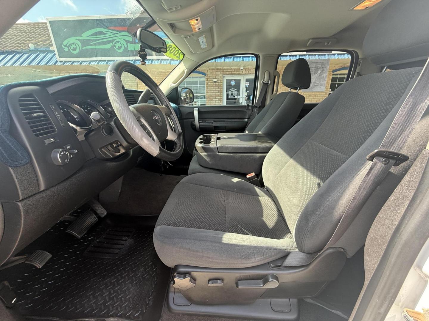 2008 Summit White /Dark Titanium/Light Titanium Cloth Interior Dark T GMC Sierra 1500 35803 (3GTEC13JX8G) with an 5.3L V8 OHV 16V engine, 4-Speed Automatic transmission, located at 2401 E Main St., Grand Prairie, TX, 75050, (972) 262-4440, 32.748981, -96.969643 - Photo#22