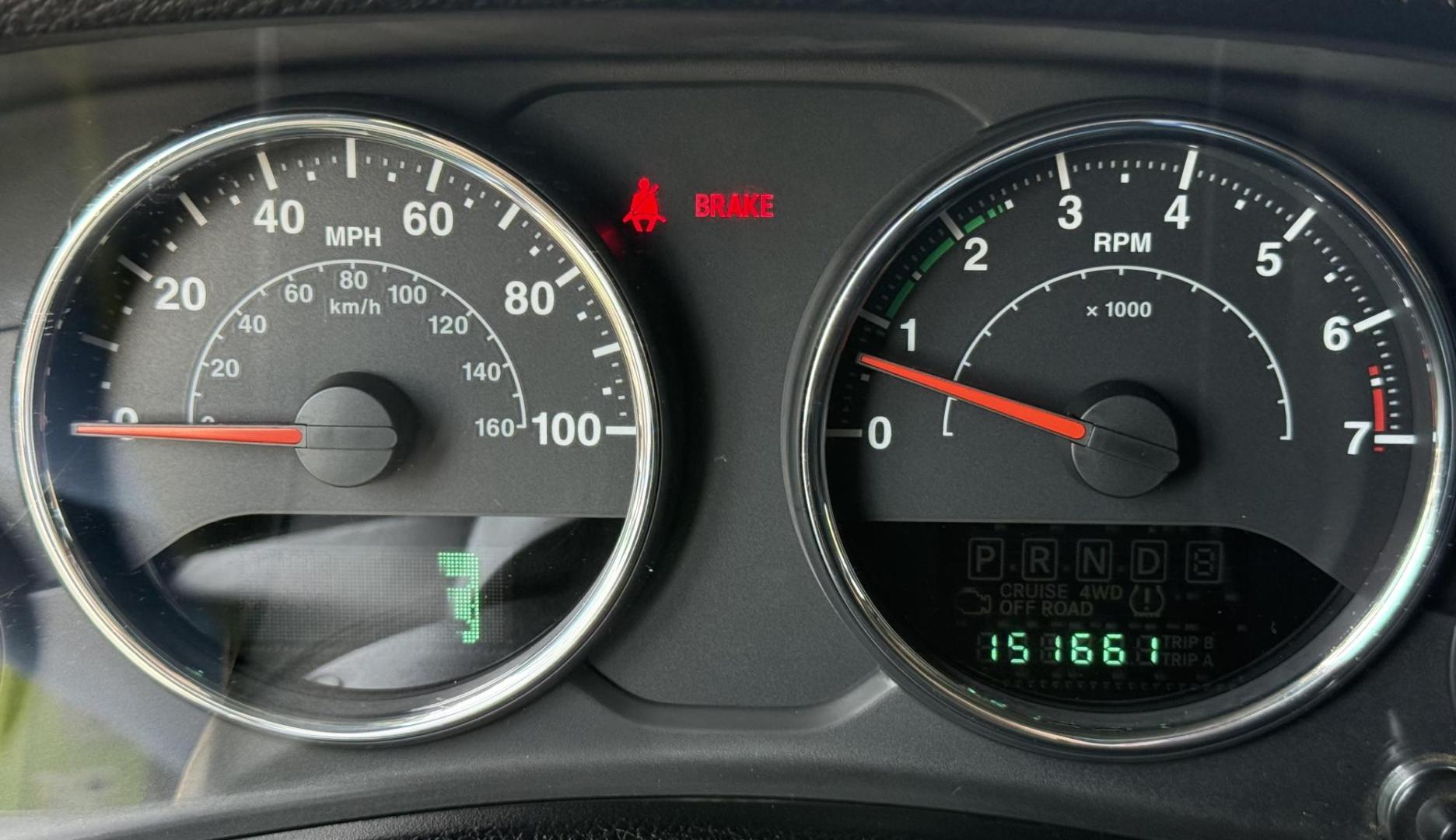 2013 Commando Green /Black Cloth Interior Black Leather Interior Black/ Jeep Wrangler 45733 (1C4BJWFG9DL) with an 3.6L V6 DOHC 24V FFV engine, 5-Speed Automatic6-Speed Manual transmission, located at 2401 E Main St., Grand Prairie, TX, 75050, (972) 262-4440, 32.748981, -96.969643 - Photo#19