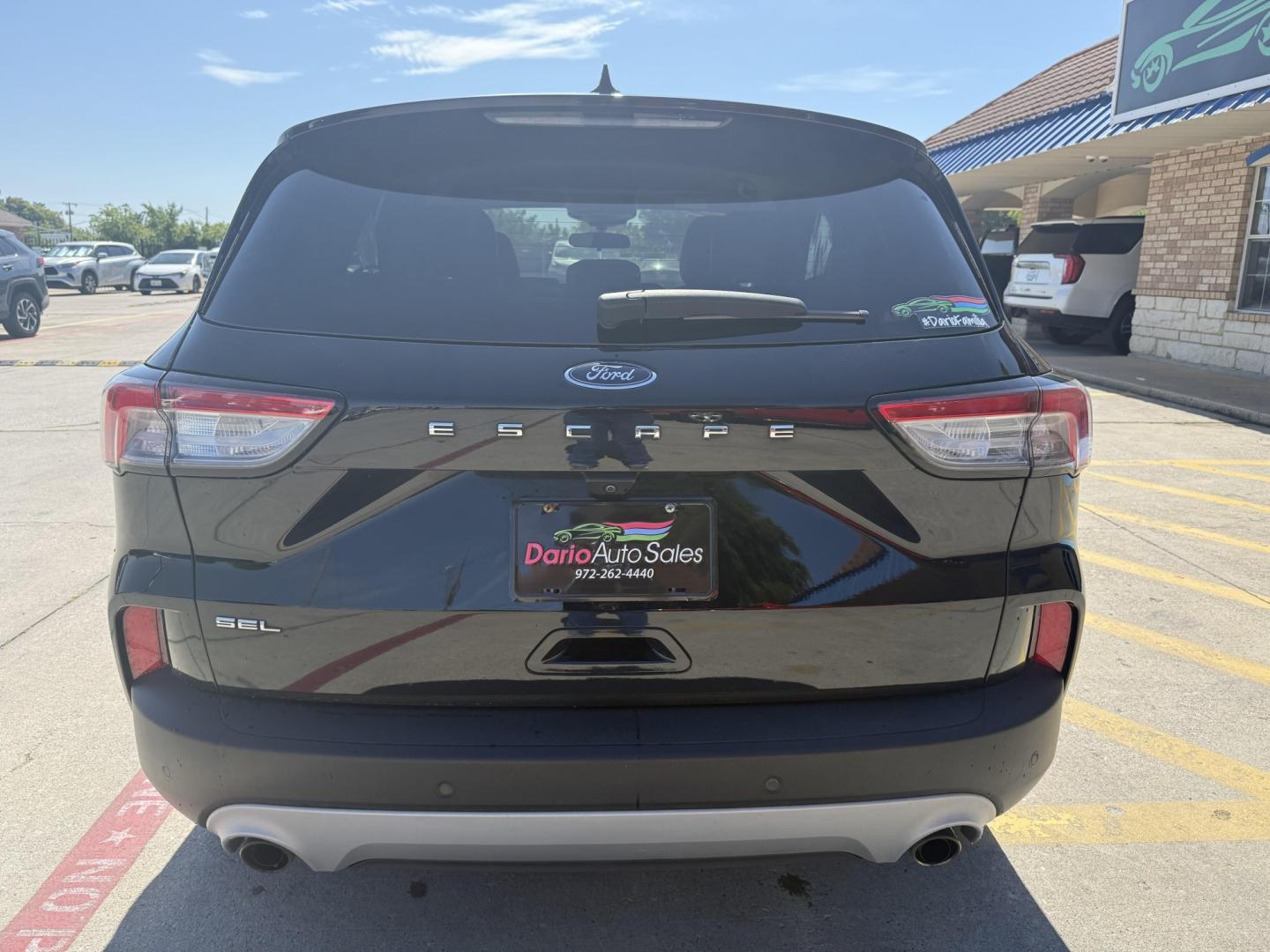 2022 Agate Black Metallic /Sandstone Ebony Ford Escape 77724 (1FMCU0H64NU) with an 1.5L L3 engine, 8-Speed Automatic transmission, located at 2401 E Main St., Grand Prairie, TX, 75050, (972) 262-4440, 32.748981, -96.969643- Photo#23