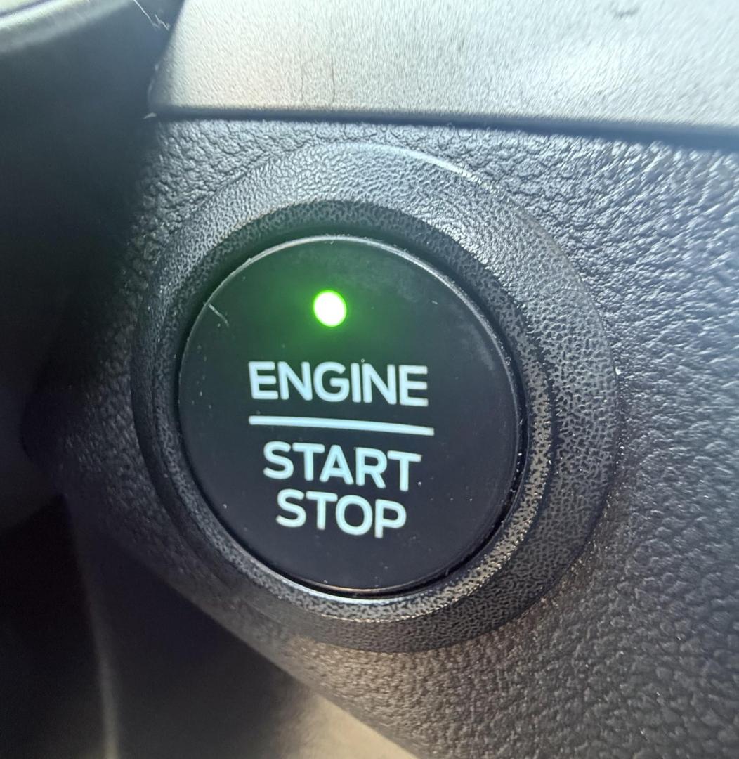 2022 Agate Black Metallic /Sandstone Ebony Ford Escape 77724 (1FMCU0H64NU) with an 1.5L L3 engine, 8-Speed Automatic transmission, located at 2401 E Main St., Grand Prairie, TX, 75050, (972) 262-4440, 32.748981, -96.969643- Photo#32