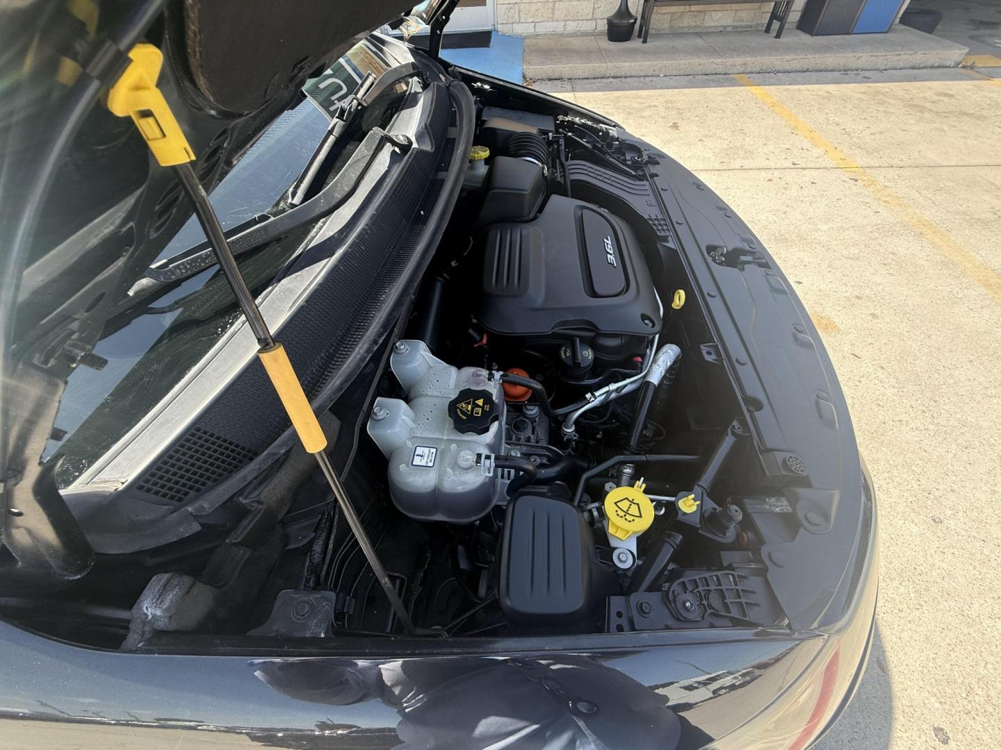 2019 Brilliant Black Crystal Pearl Coat /Black/Alloy, leather Black/Light Diesel Gray, leat Chrysler Pacifica 63940 (2C4RC1EG3KR) with an 3.6L V6 DOHC 24V engine, 9-Speed Automatic transmission, located at 2401 E Main St., Grand Prairie, TX, 75050, (972) 262-4440, 32.748981, -96.969643- Photo#11