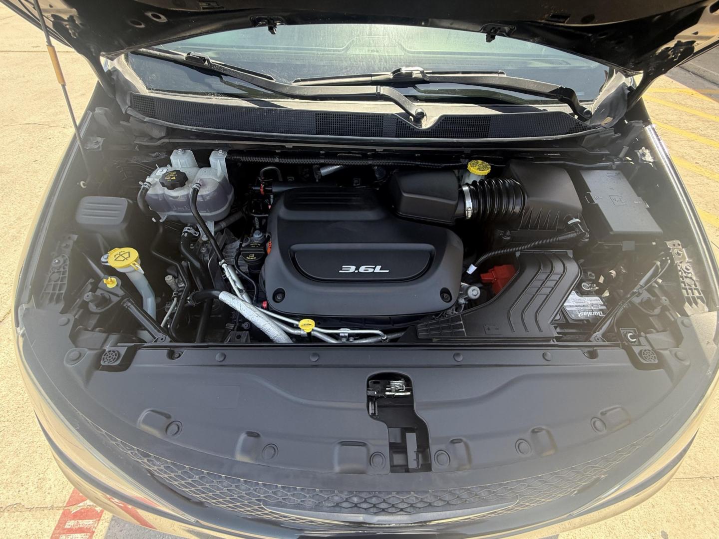 2019 Brilliant Black Crystal Pearl Coat /Black/Alloy, leather Black/Light Diesel Gray, leat Chrysler Pacifica 63940 (2C4RC1EG3KR) with an 3.6L V6 DOHC 24V engine, 9-Speed Automatic transmission, located at 2401 E Main St., Grand Prairie, TX, 75050, (972) 262-4440, 32.748981, -96.969643- Photo#23
