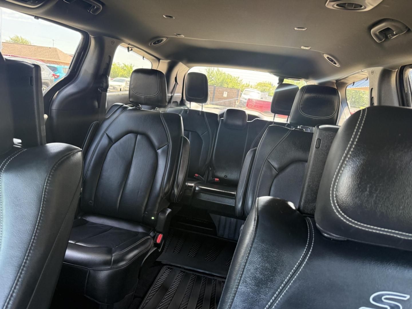 2019 Brilliant Black Crystal Pearl Coat /Black/Alloy, leather Black/Light Diesel Gray, leat Chrysler Pacifica 63940 (2C4RC1EG3KR) with an 3.6L V6 DOHC 24V engine, 9-Speed Automatic transmission, located at 2401 E Main St., Grand Prairie, TX, 75050, (972) 262-4440, 32.748981, -96.969643- Photo#38