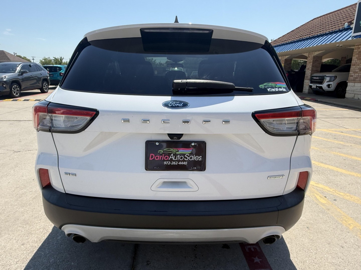 2020 Oxford White /Dark Earth Gray, premium cloth Sandstone, premium Ford Escape 70020 (1FMCU0G62LU) with an 1.5L L3 engine, 8-Speed Automatic transmission, located at 2401 E Main St., Grand Prairie, TX, 75050, (972) 262-4440, 32.748981, -96.969643- Photo#26