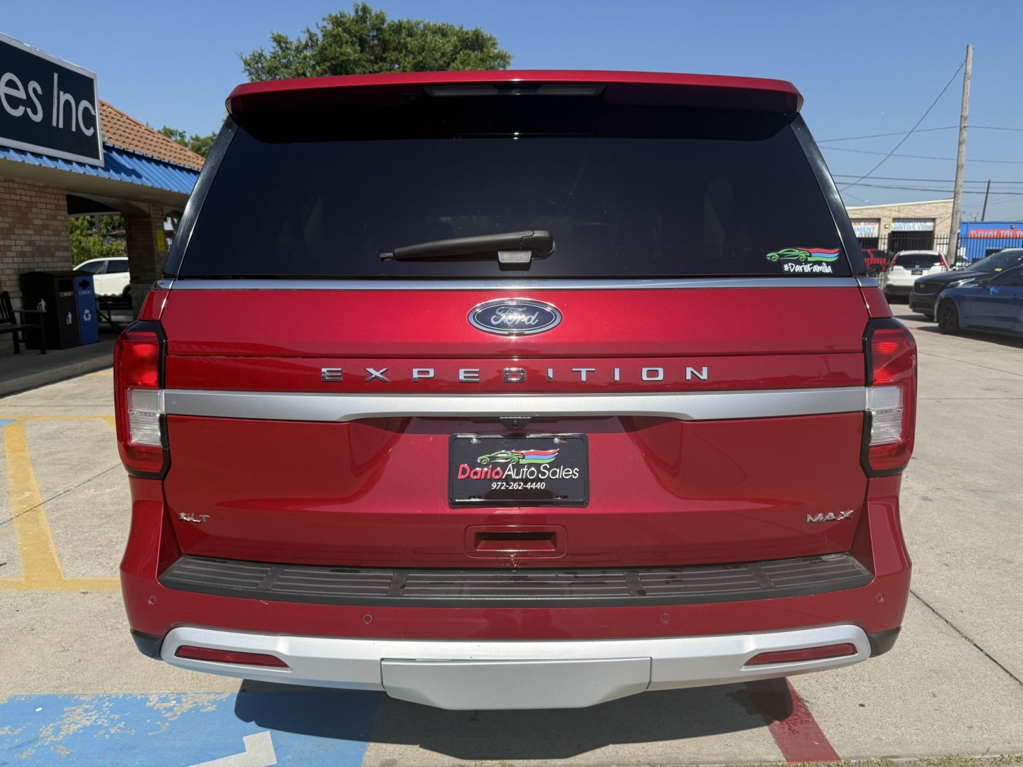 2022 Rapid Red Metallic Tinted Clearcoat /Black Onyx Sandstone Ford Expedition 78357 (1FMJK1JT0NE) with an 3.5L V6 DOHC 24V FFV engine, 6-Speed Automatic transmission, located at 2401 E Main St., Grand Prairie, TX, 75050, (972) 262-4440, 32.748981, -96.969643- Photo#13