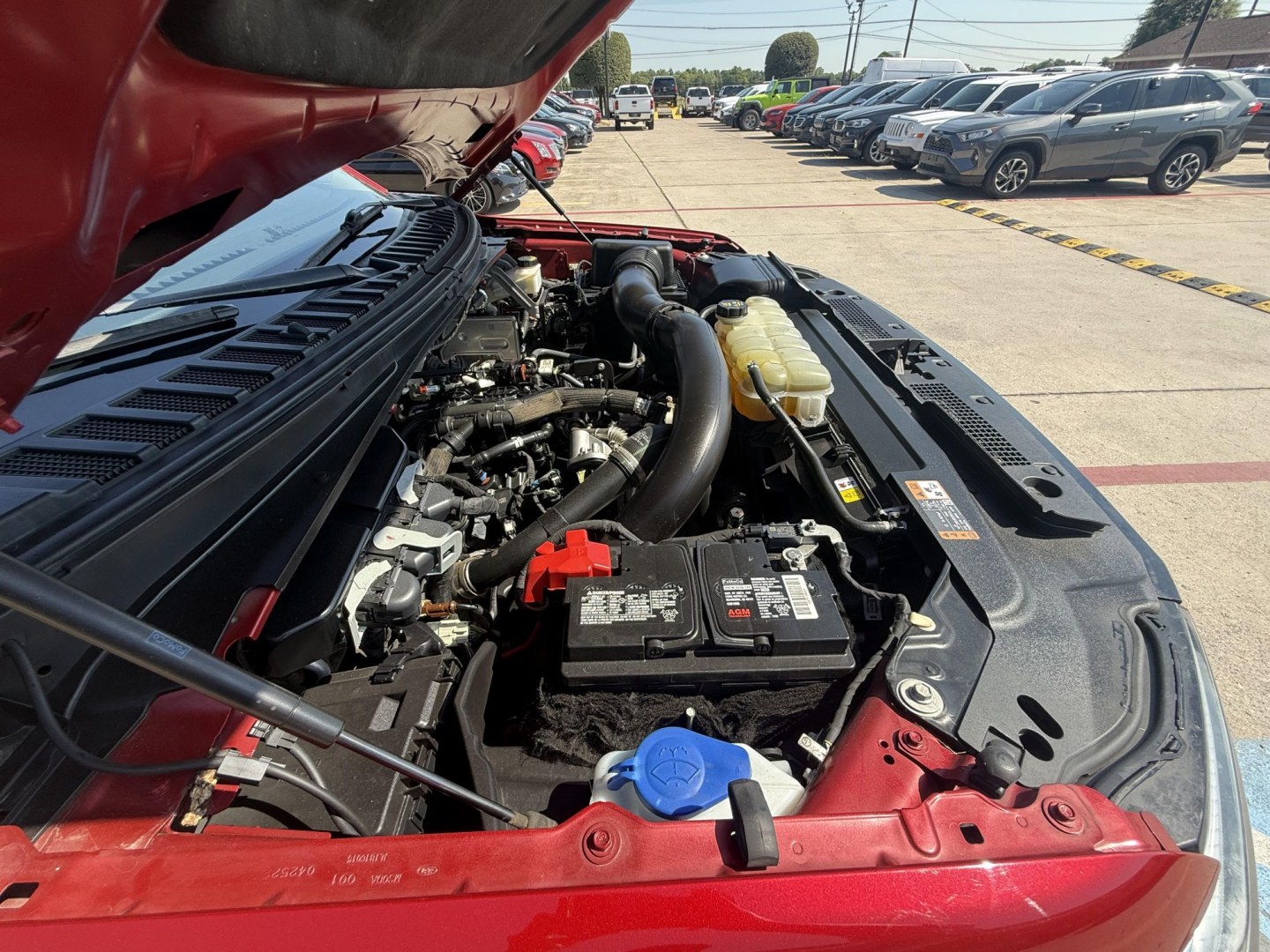 2022 Rapid Red Metallic Tinted Clearcoat /Black Onyx Sandstone Ford Expedition 78357 (1FMJK1JT0NE) with an 3.5L V6 DOHC 24V FFV engine, 6-Speed Automatic transmission, located at 2401 E Main St., Grand Prairie, TX, 75050, (972) 262-4440, 32.748981, -96.969643- Photo#15
