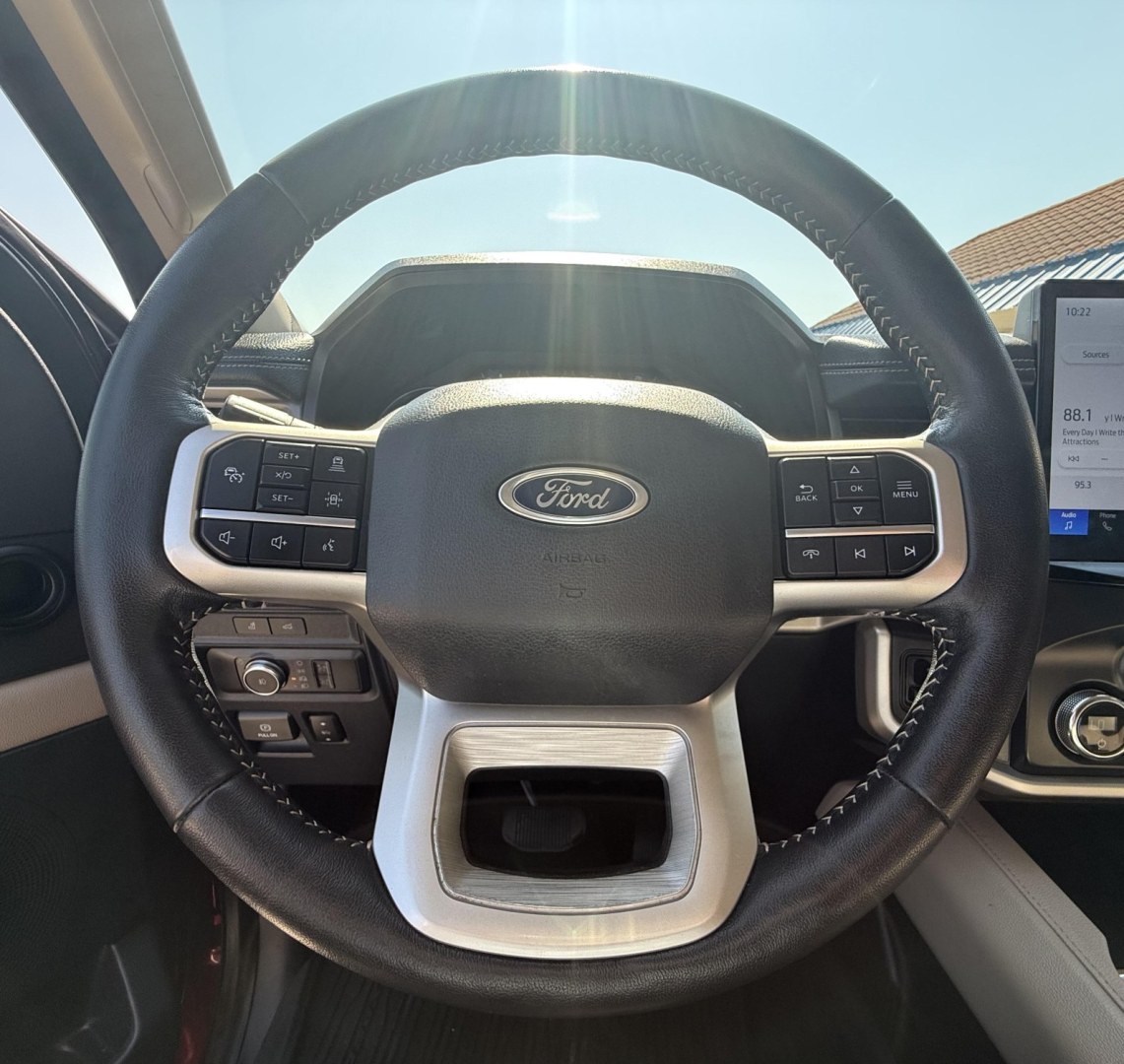 2022 Rapid Red Metallic Tinted Clearcoat /Black Onyx Sandstone Ford Expedition 78357 (1FMJK1JT0NE) with an 3.5L V6 DOHC 24V FFV engine, 6-Speed Automatic transmission, located at 2401 E Main St., Grand Prairie, TX, 75050, (972) 262-4440, 32.748981, -96.969643- Photo#35
