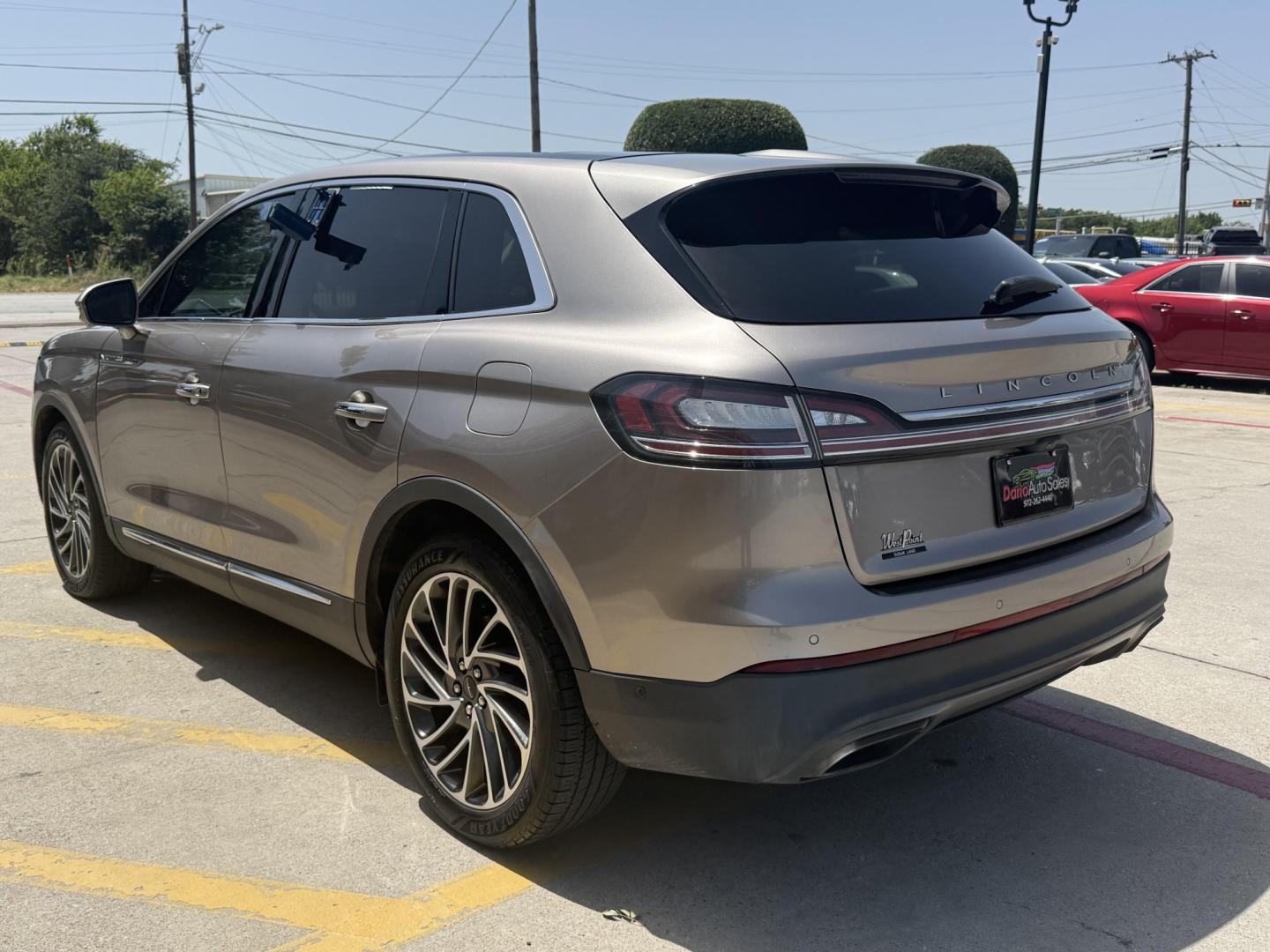 2020 Iced Mocha Metallic /Cappuccino, premium leather Coffee, premium leathe Lincoln Nautilus 72260 (2LMPJ6K96LB) with an 2.0L L4 DOHC 16V engine, 6-Speed Automatic transmission, located at 2401 E Main St., Grand Prairie, TX, 75050, (972) 262-4440, 32.748981, -96.969643- Photo#4