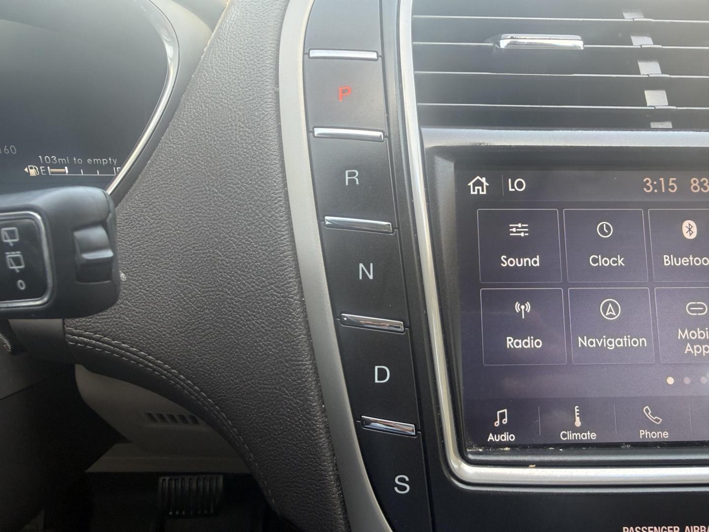 2020 Iced Mocha Metallic /Cappuccino, premium leather Coffee, premium leathe Lincoln Nautilus 72260 (2LMPJ6K96LB) with an 2.0L L4 DOHC 16V engine, 6-Speed Automatic transmission, located at 2401 E Main St., Grand Prairie, TX, 75050, (972) 262-4440, 32.748981, -96.969643- Photo#6