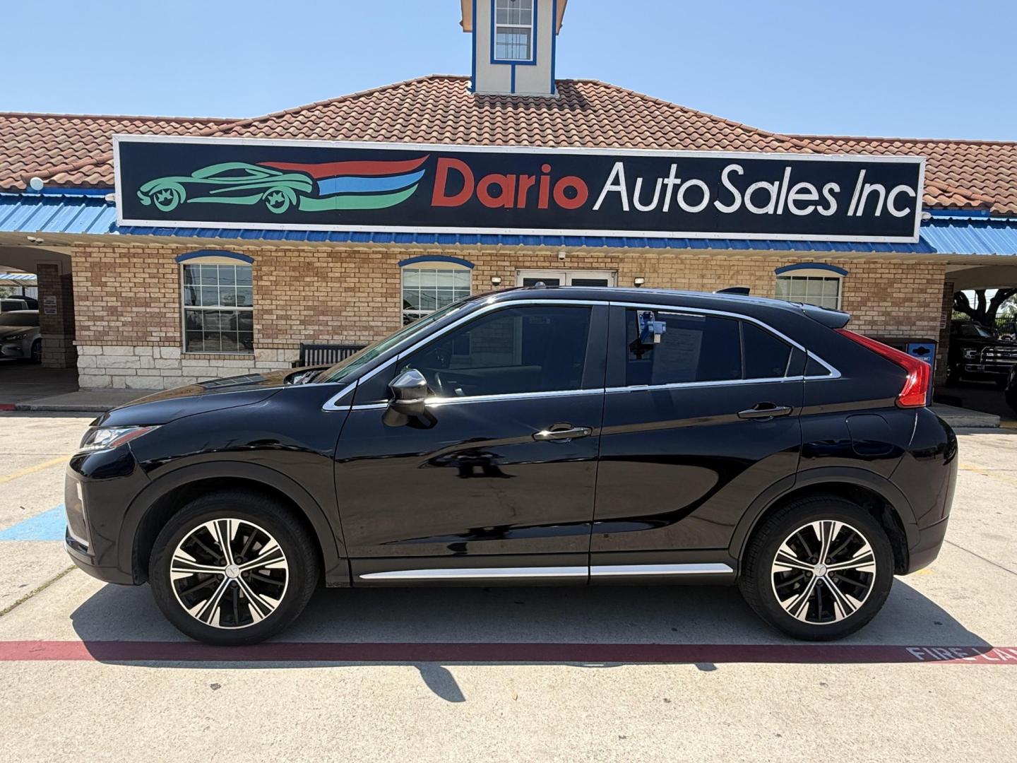 2018 Tarmac Black Metallic /Black, premium cloth Gray, premium cloth Mitsubishi Eclipse Cross 61264 (JA4AT5AA4JZ) with an 1.5L L4 DOHC 16V engine, Continuously Variable Transmission transmission, located at 2401 E Main St., Grand Prairie, TX, 75050, (972) 262-4440, 32.748981, -96.969643- Photo#13