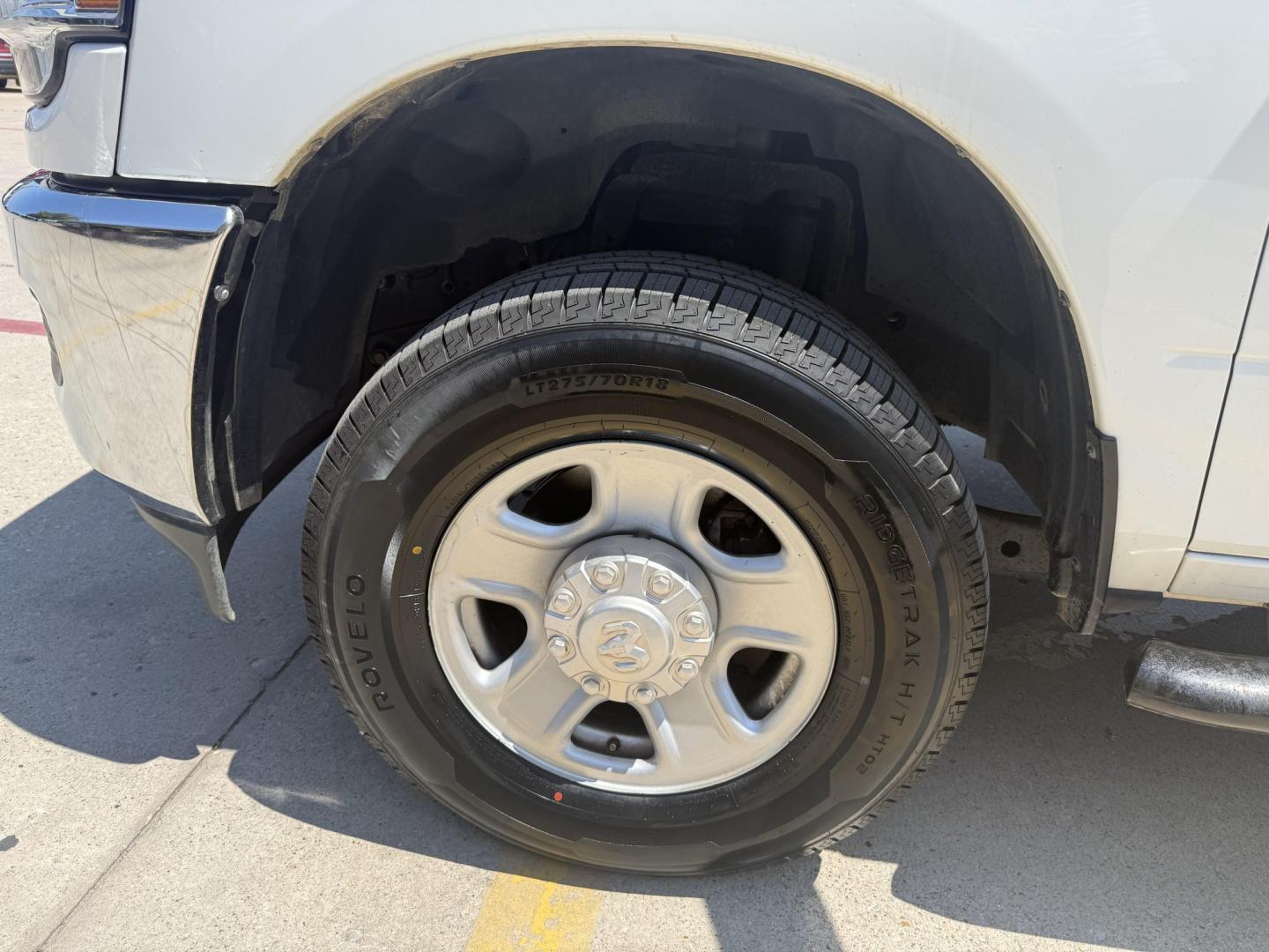 2022 Bright White Clear Coat /Black Black/Diesel Gray RAM 3500 77979 (3C63R3GJXNG) with an 6.4L V8 OHV 16V engine, 6-Speed Automatic transmission, located at 2401 E Main St., Grand Prairie, TX, 75050, (972) 262-4440, 32.748981, -96.969643- Photo#35