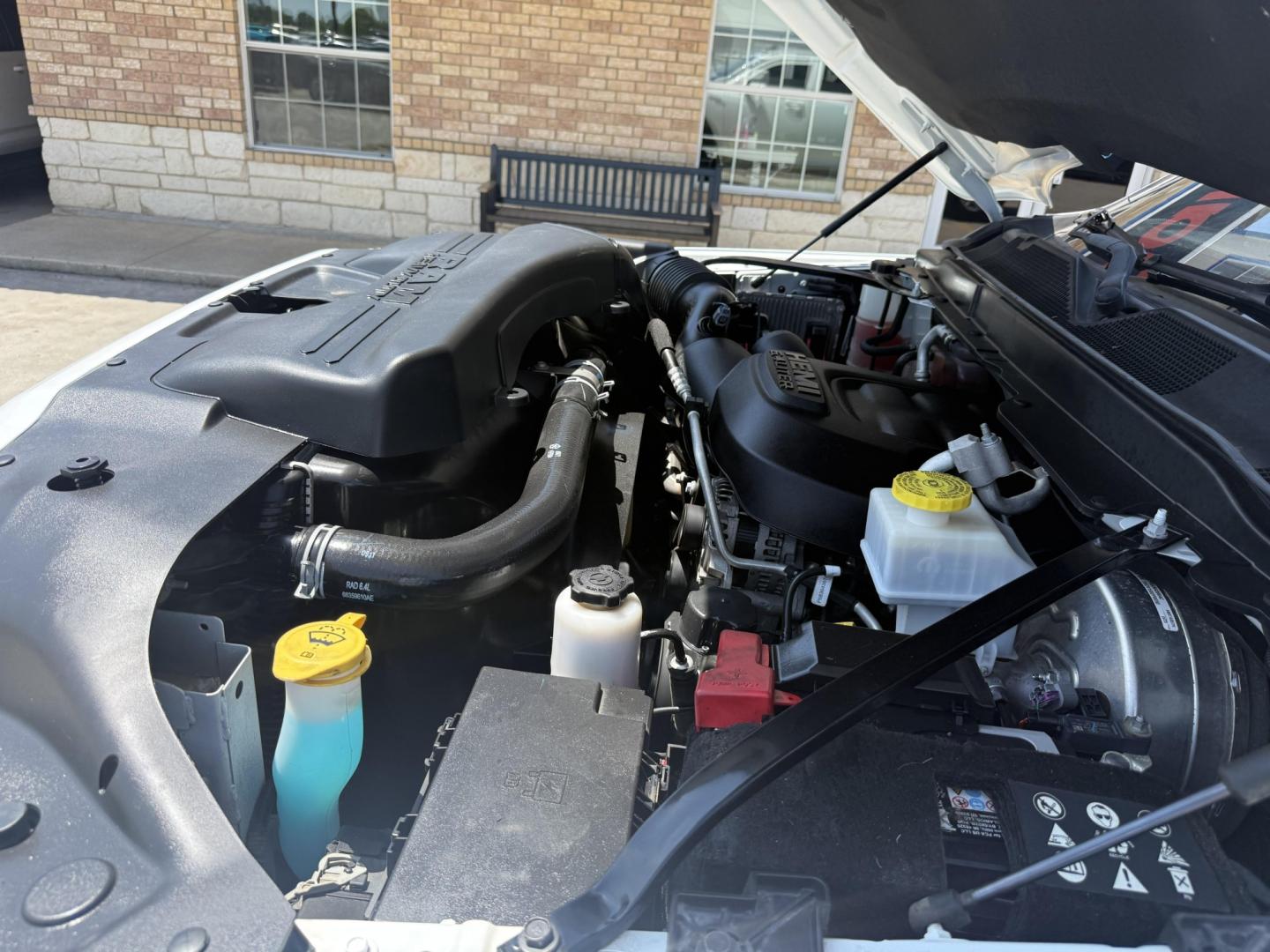 2022 Bright White Clear Coat /Black Black/Diesel Gray RAM 3500 77979 (3C63R3GJXNG) with an 6.4L V8 OHV 16V engine, 6-Speed Automatic transmission, located at 2401 E Main St., Grand Prairie, TX, 75050, (972) 262-4440, 32.748981, -96.969643- Photo#41