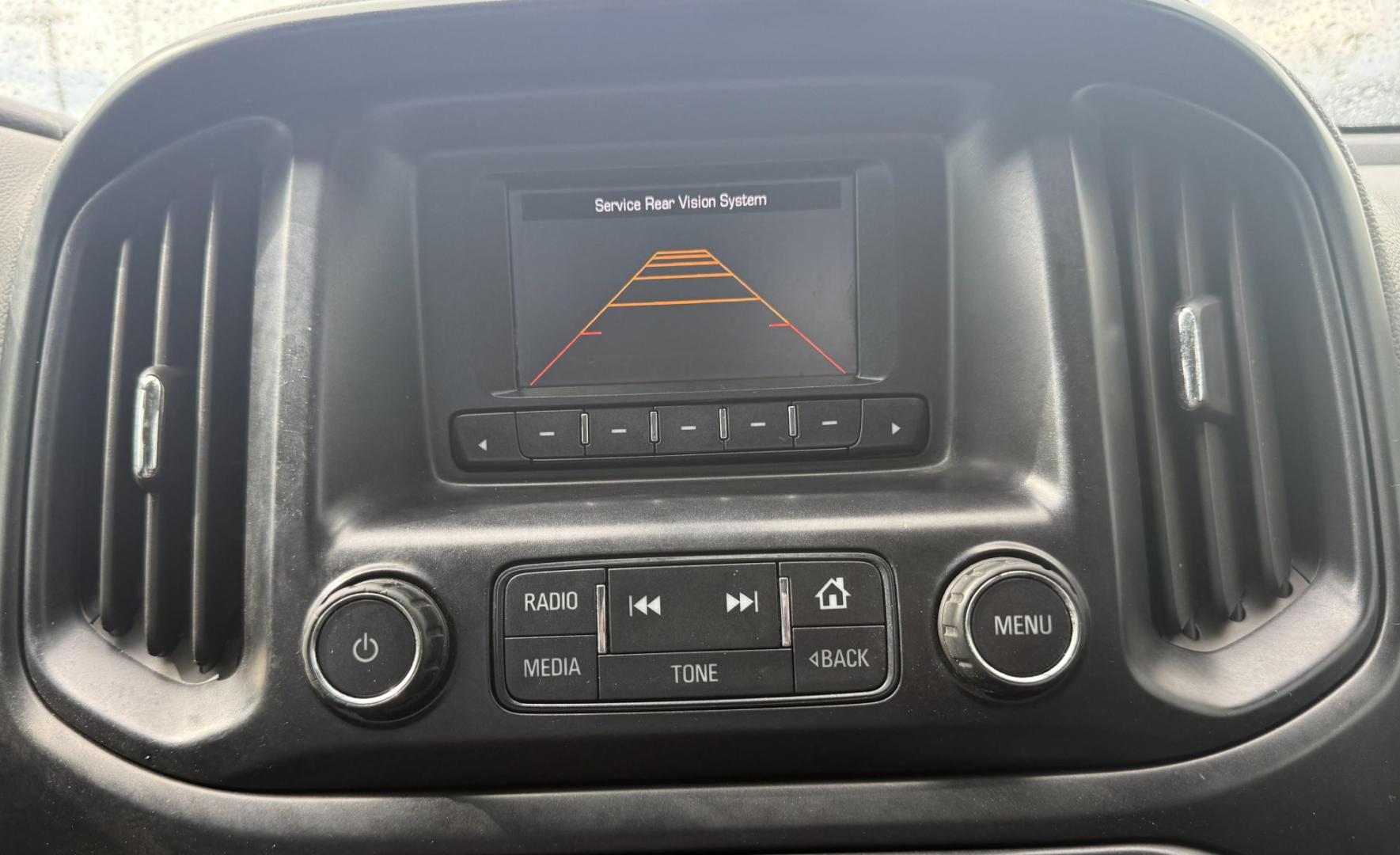 2016 Summit White /Jet Black/Dark Ash, cloth Jet Black/Dark Ash, viny Chevrolet Colorado 53581 (1GCHSBEA0G1) with an 2.5L L4 DOHC 16V GAS engine, 6-Speed Automatic transmission, located at 2401 E Main St., Grand Prairie, TX, 75050, (972) 262-4440, 32.748981, -96.969643- Photo#1