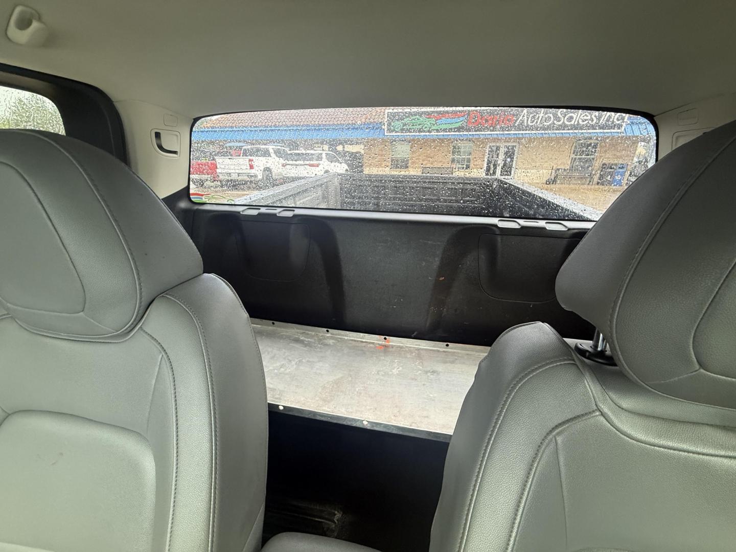 2016 Summit White /Jet Black/Dark Ash, cloth Jet Black/Dark Ash, viny Chevrolet Colorado 53581 (1GCHSBEA0G1) with an 2.5L L4 DOHC 16V GAS engine, 6-Speed Automatic transmission, located at 2401 E Main St., Grand Prairie, TX, 75050, (972) 262-4440, 32.748981, -96.969643- Photo#3