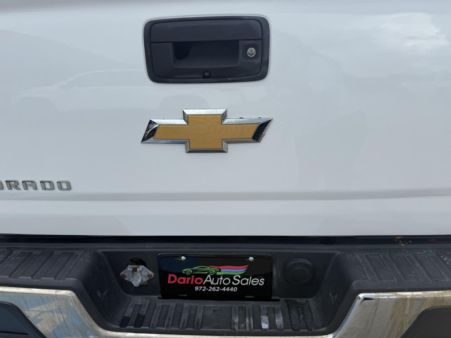 2016 Summit White /Jet Black/Dark Ash, cloth Jet Black/Dark Ash, viny Chevrolet Colorado 53581 (1GCHSBEA0G1) with an 2.5L L4 DOHC 16V GAS engine, 6-Speed Automatic transmission, located at 2401 E Main St., Grand Prairie, TX, 75050, (972) 262-4440, 32.748981, -96.969643- Photo#4
