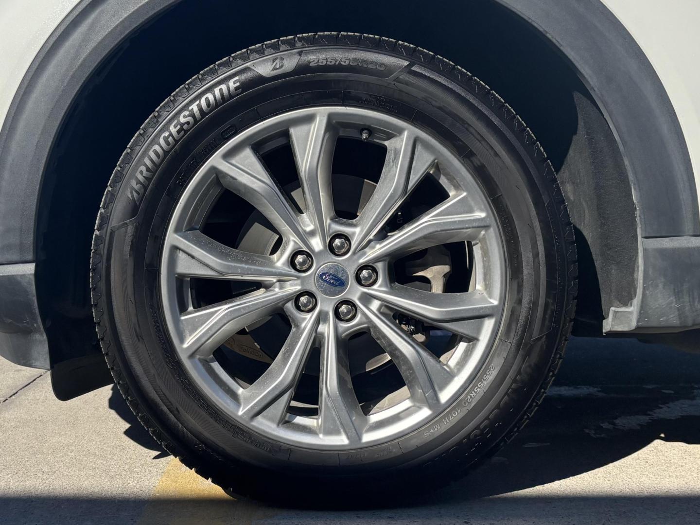 2020 White Ford Explorer (1FMSK8DH3LG) with an EcoBoost 2.3L I-4 gasoline direct injection engine, located at 2401 E Main St., Grand Prairie, TX, 75050, (972) 262-4440, 32.748981, -96.969643- Photo#23